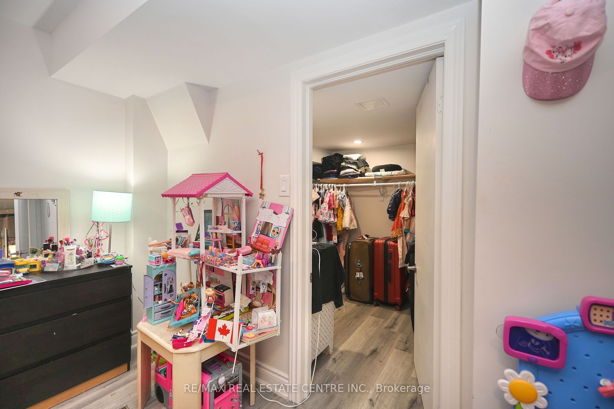 1244 Field Drive Property Photo 45