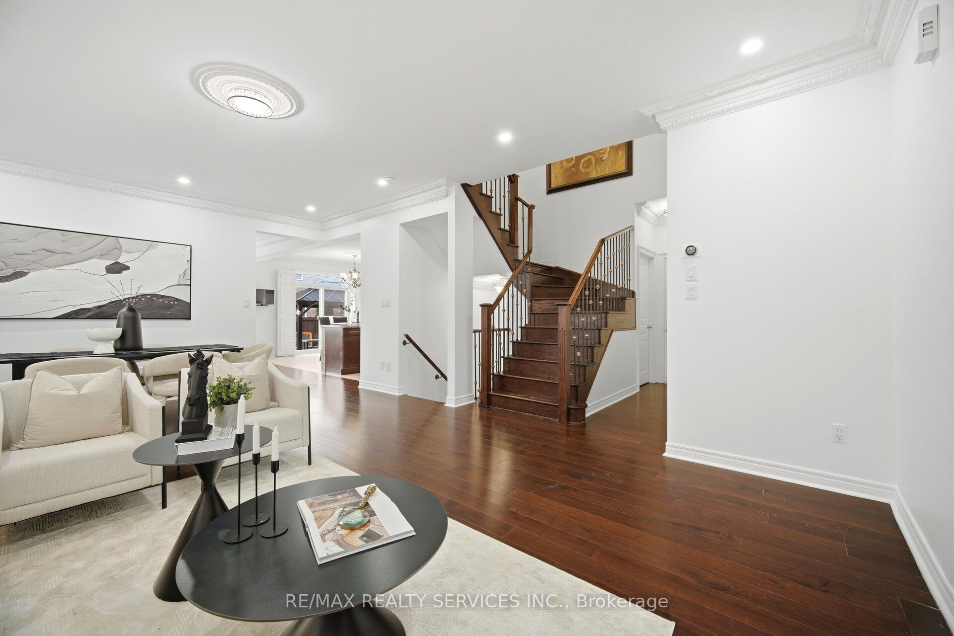 6 Snapdragon Square Property Photo 6