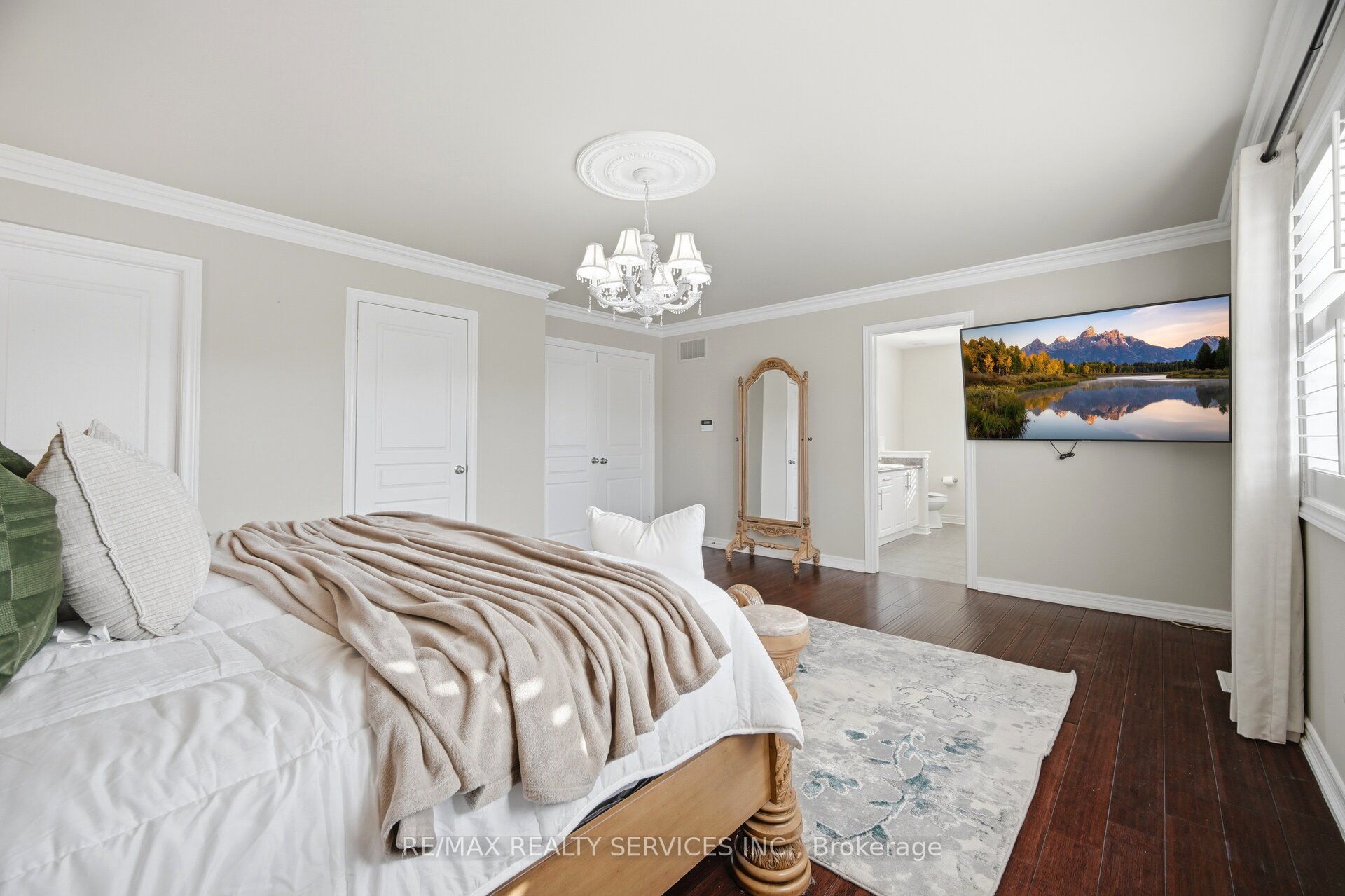 6 Snapdragon Square Property Photo 18