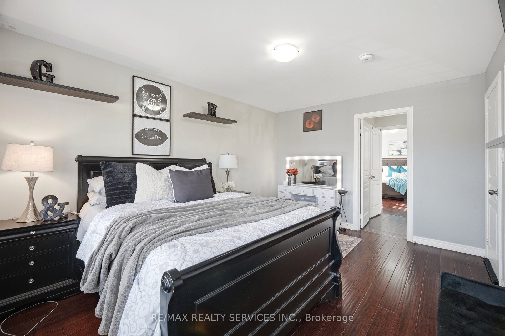 6 Snapdragon Square Property Photo 25
