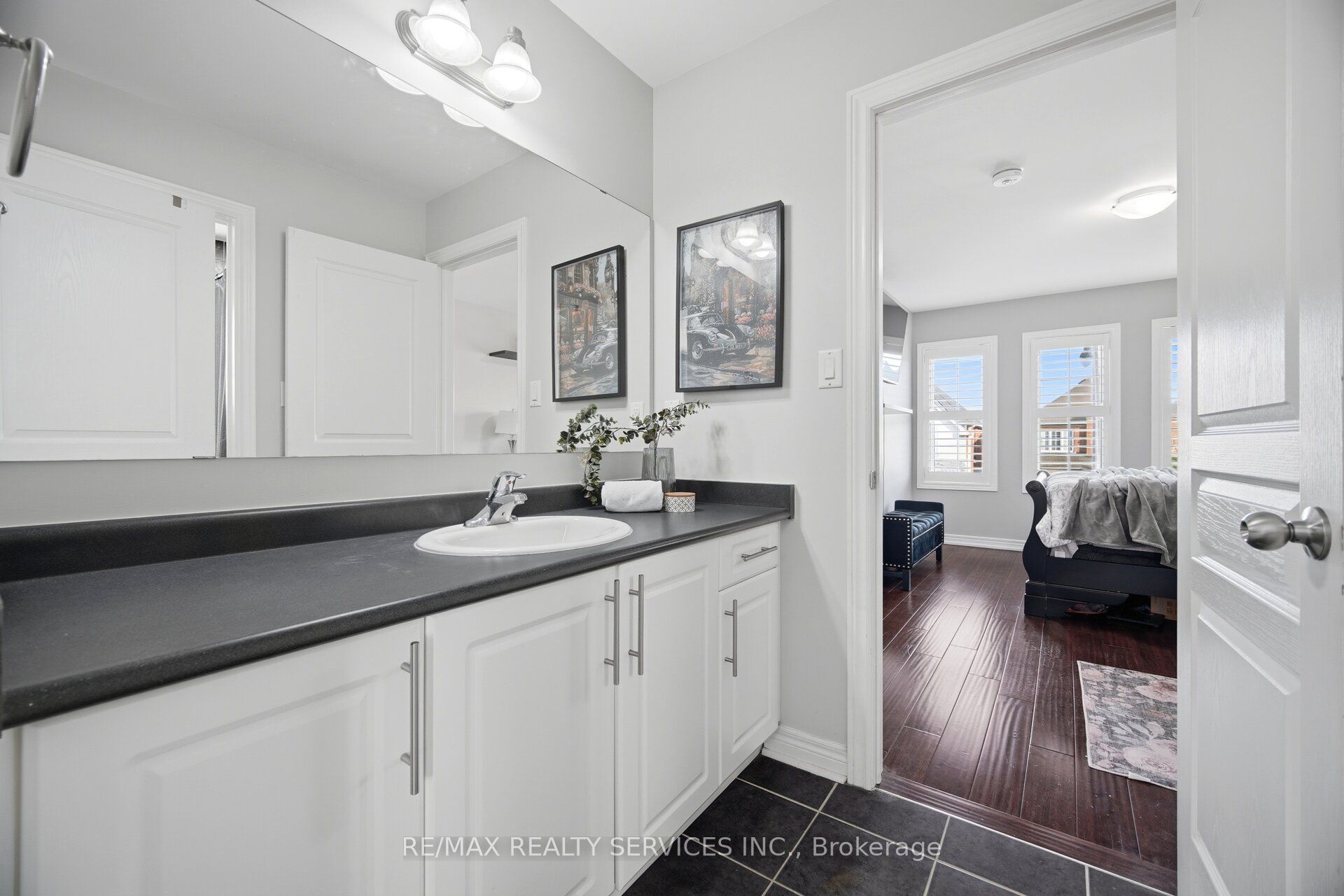 6 Snapdragon Square Property Photo 26