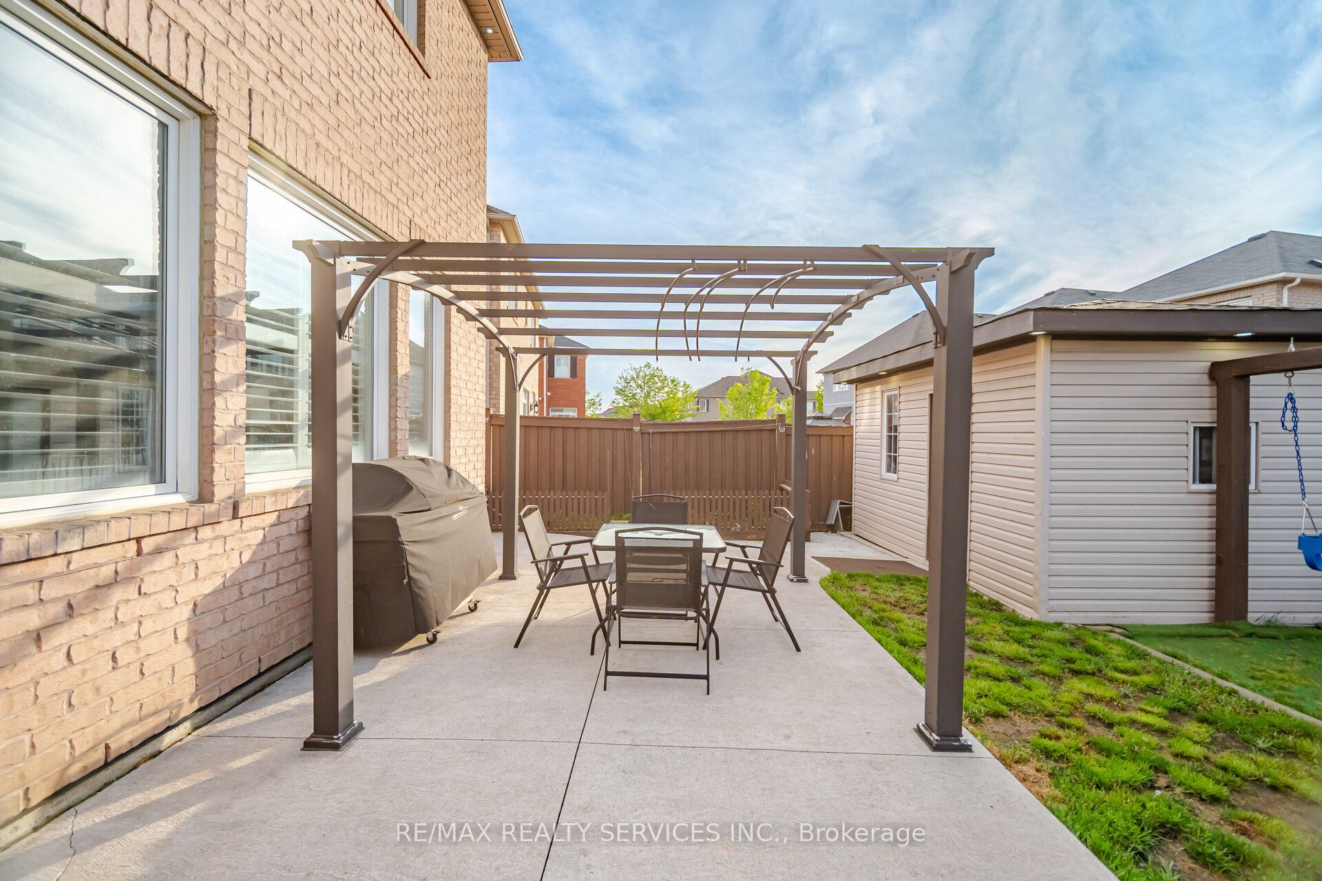 6 Snapdragon Square Property Photo 43