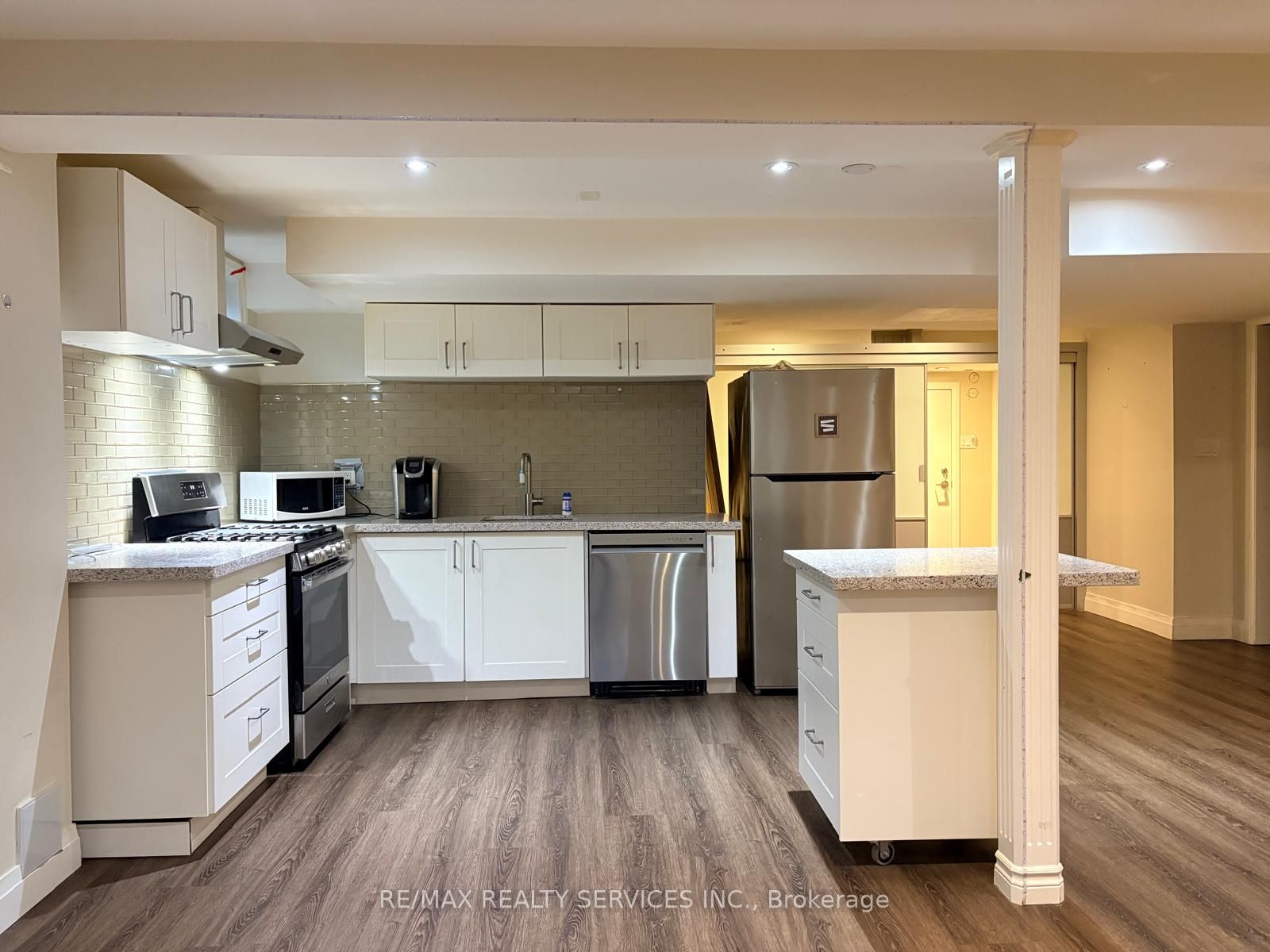 1543 Polesden Drive Property Photo 4