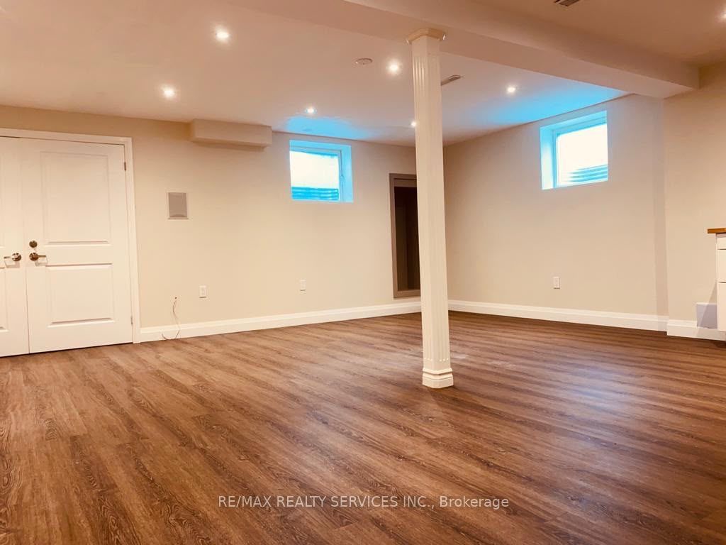 1543 Polesden Drive Property Photo 6