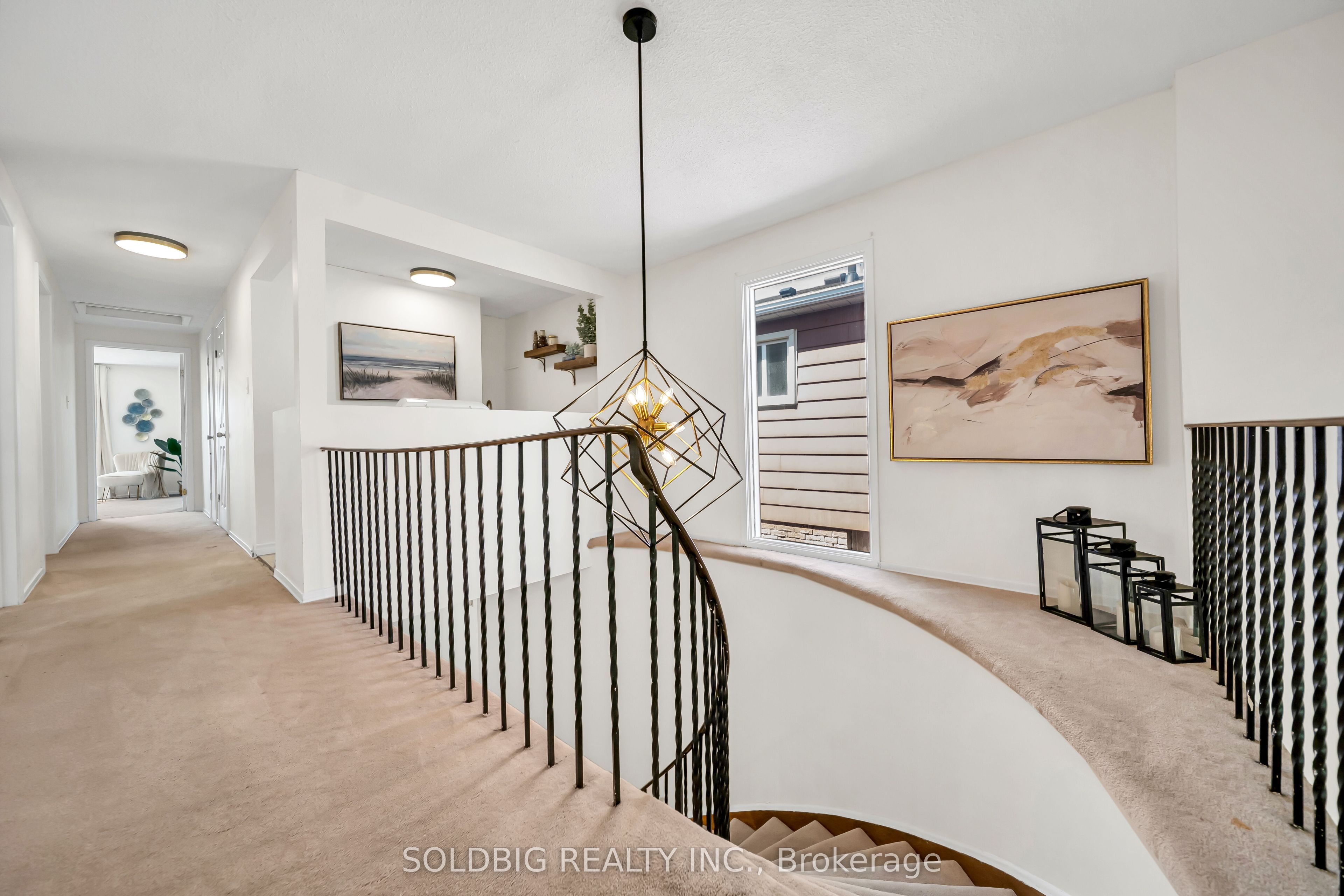 76 Banting Crescent Property Photo 14