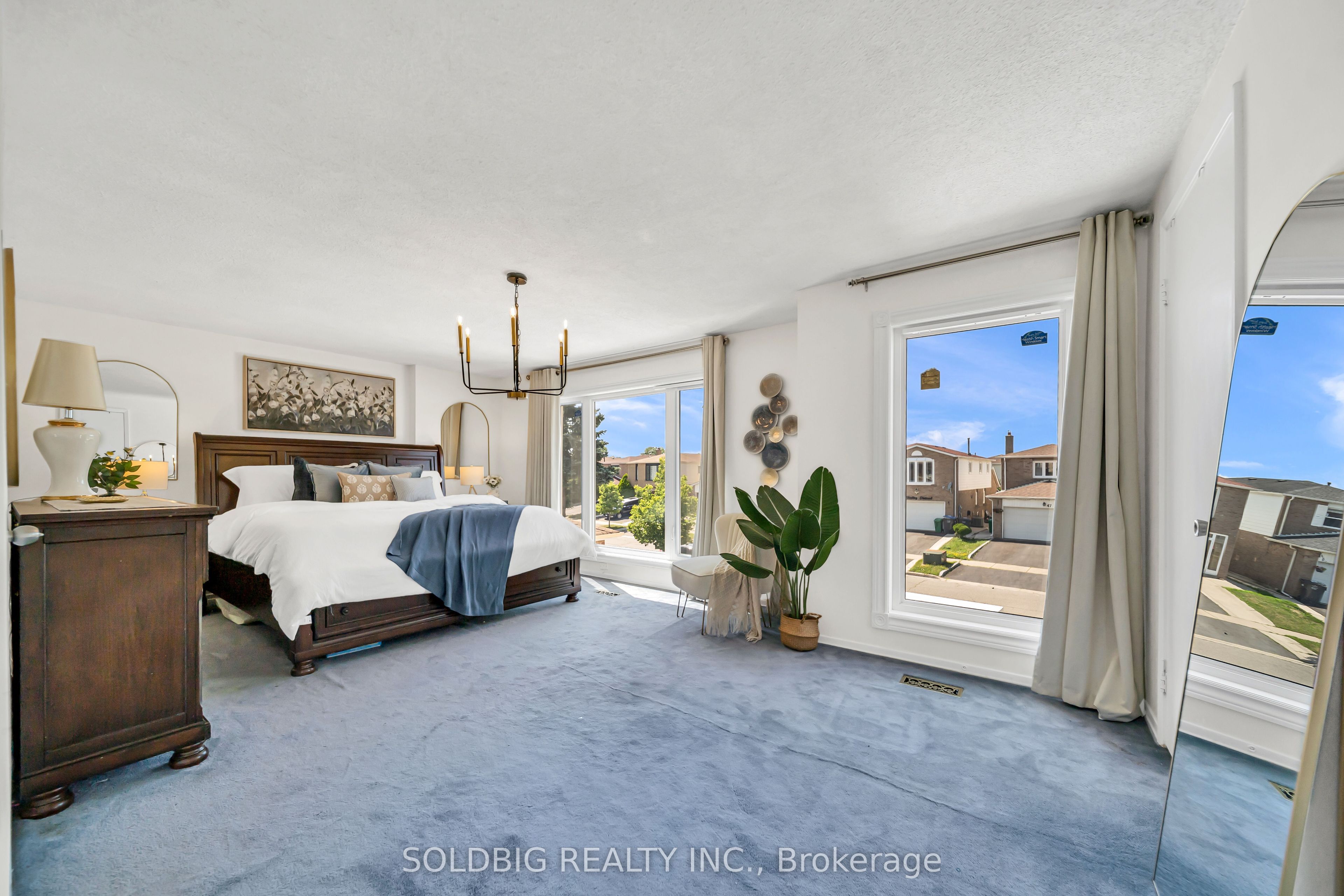 76 Banting Crescent Property Photo 17