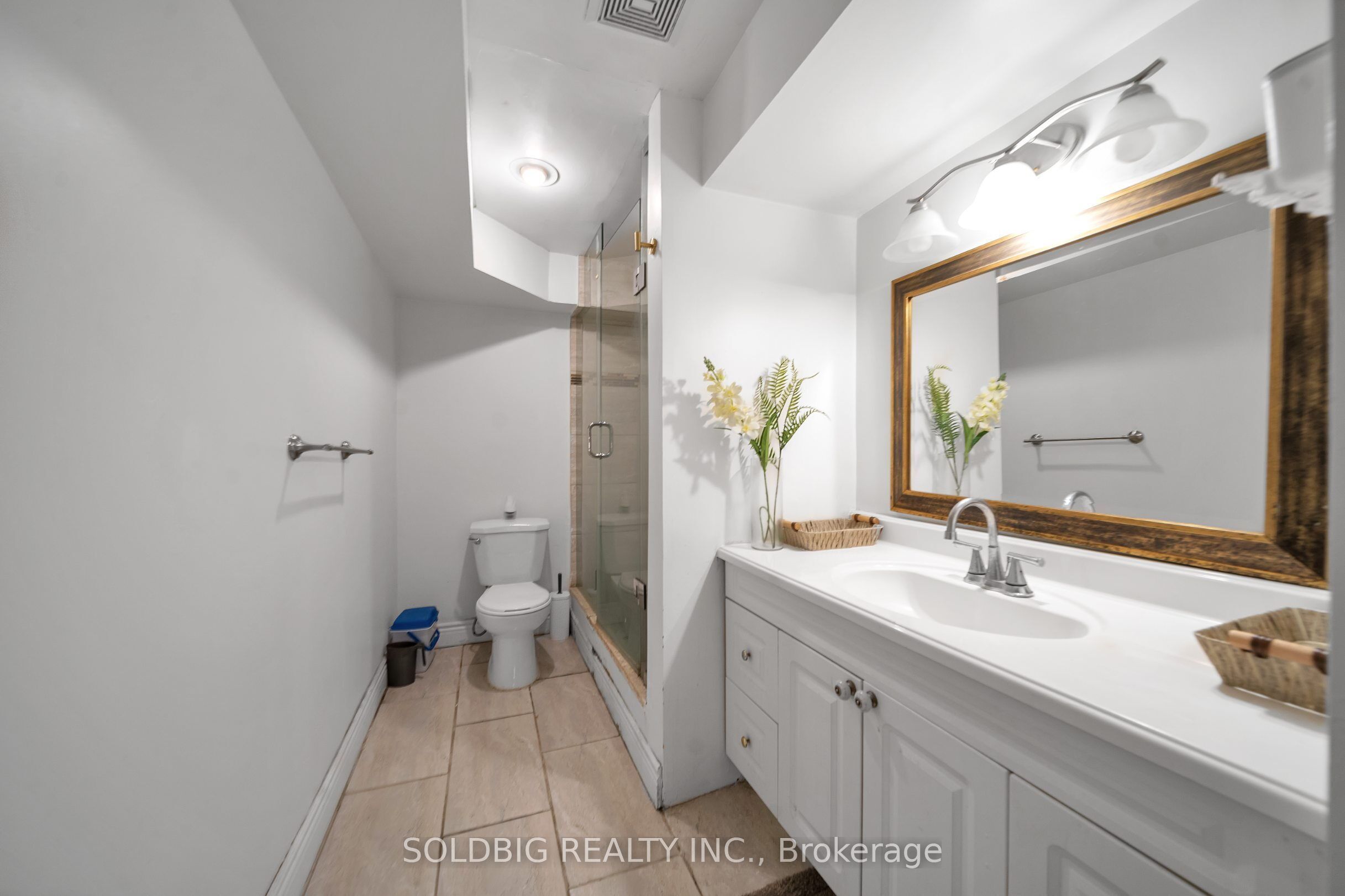 76 Banting Crescent Property Photo 22