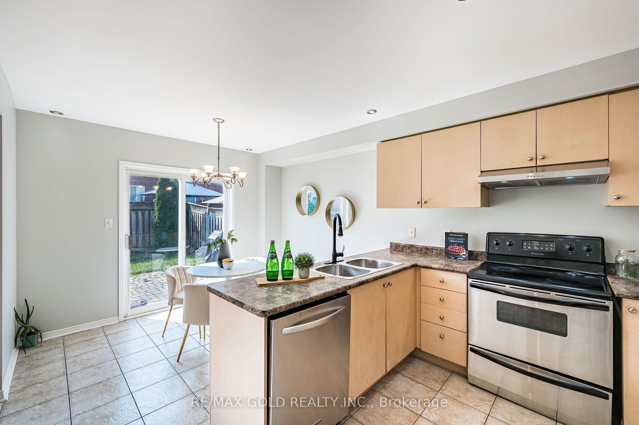 77 Schooner Drive Property Photo 15