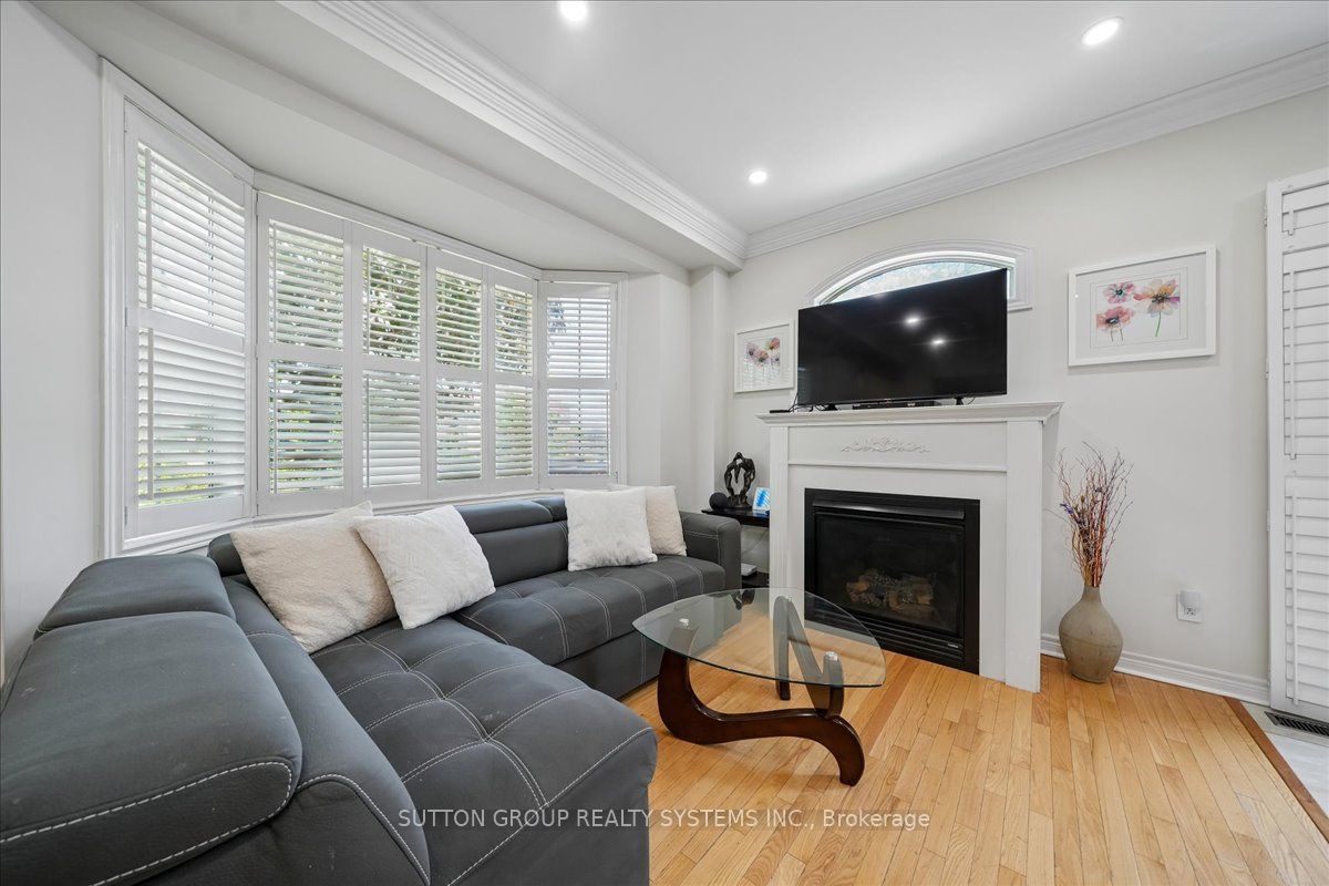 3348 Sunlight Street Property Photo 9