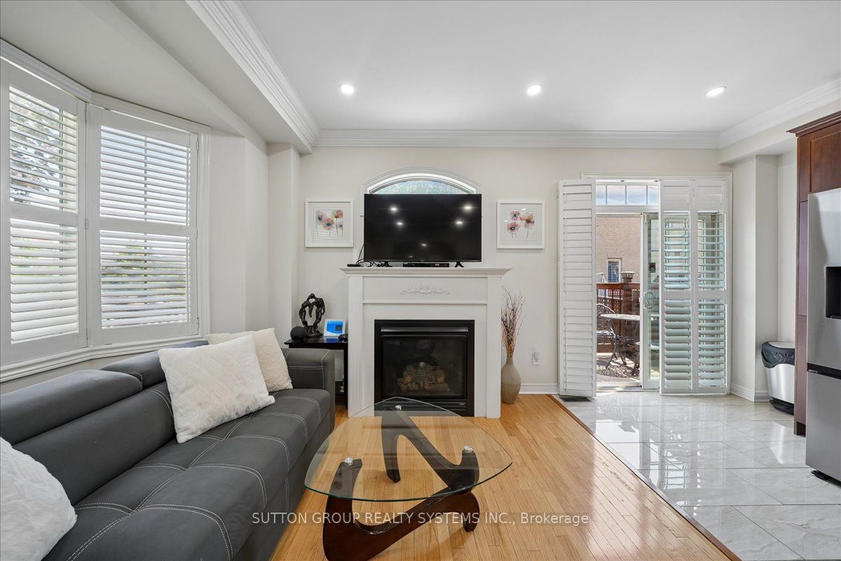 3348 Sunlight Street Property Photo 10
