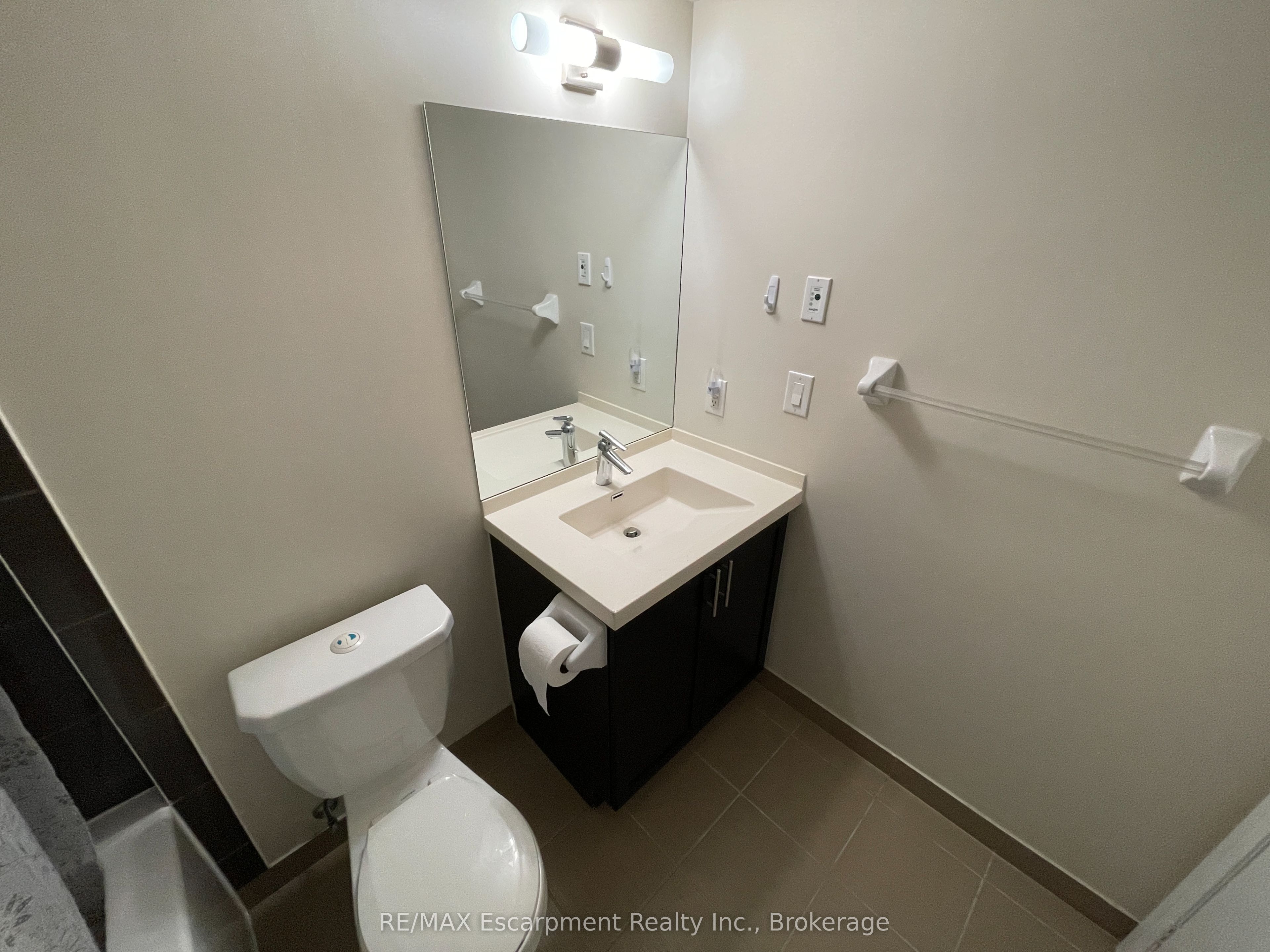 6 Eva Road 907 Property Photo 25