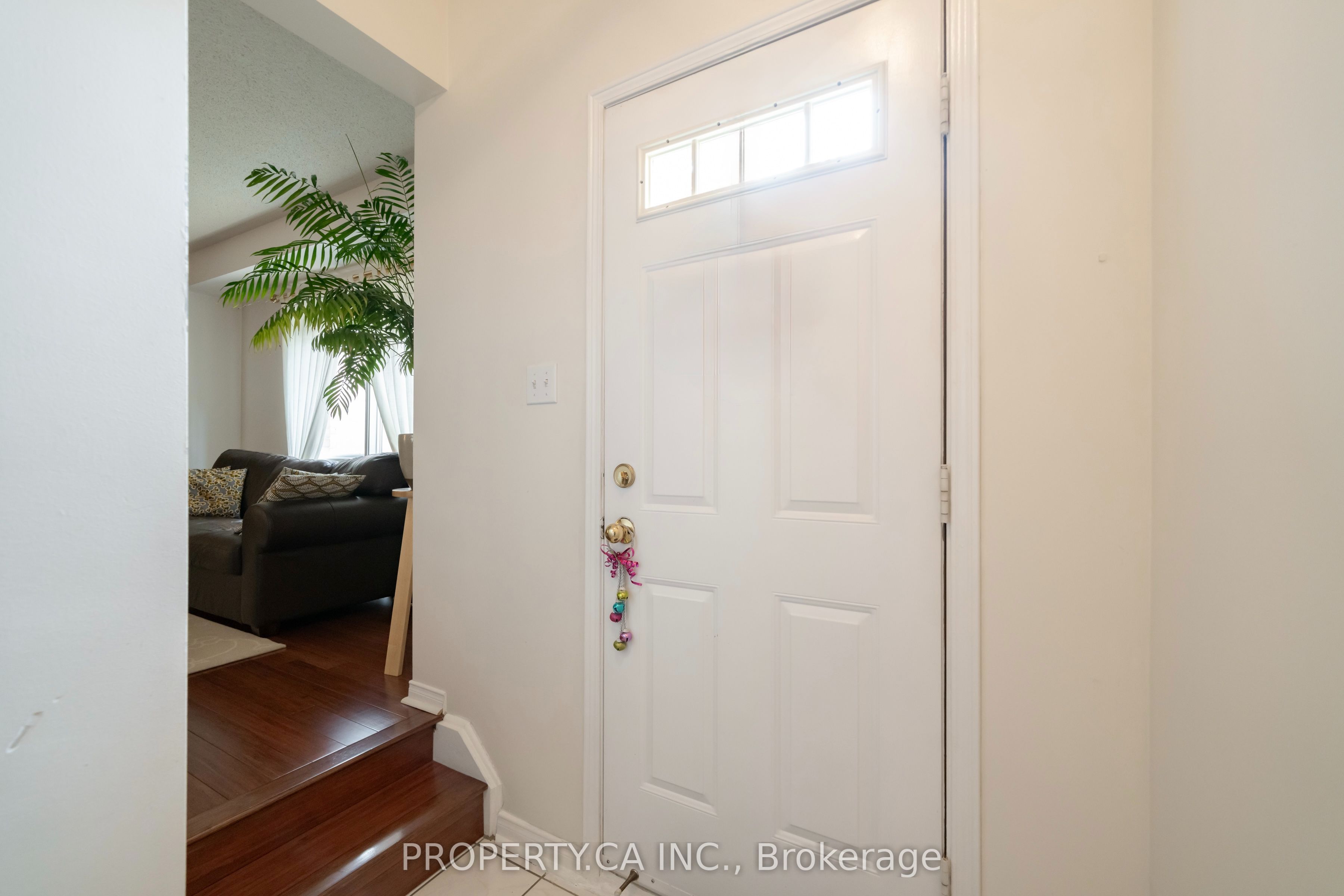 72 Desert Sand Drive Property Photo 17