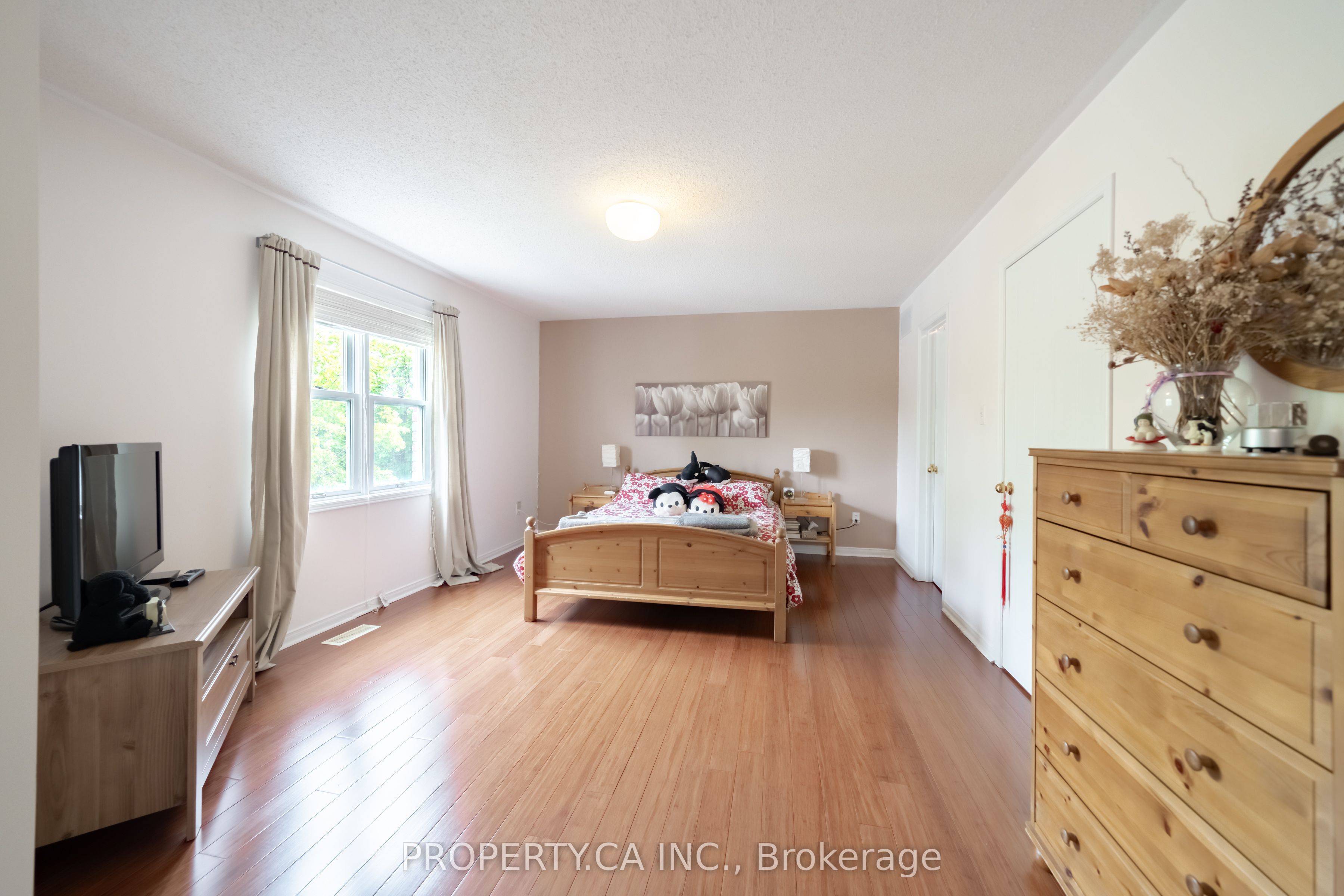 72 Desert Sand Drive Property Photo 24