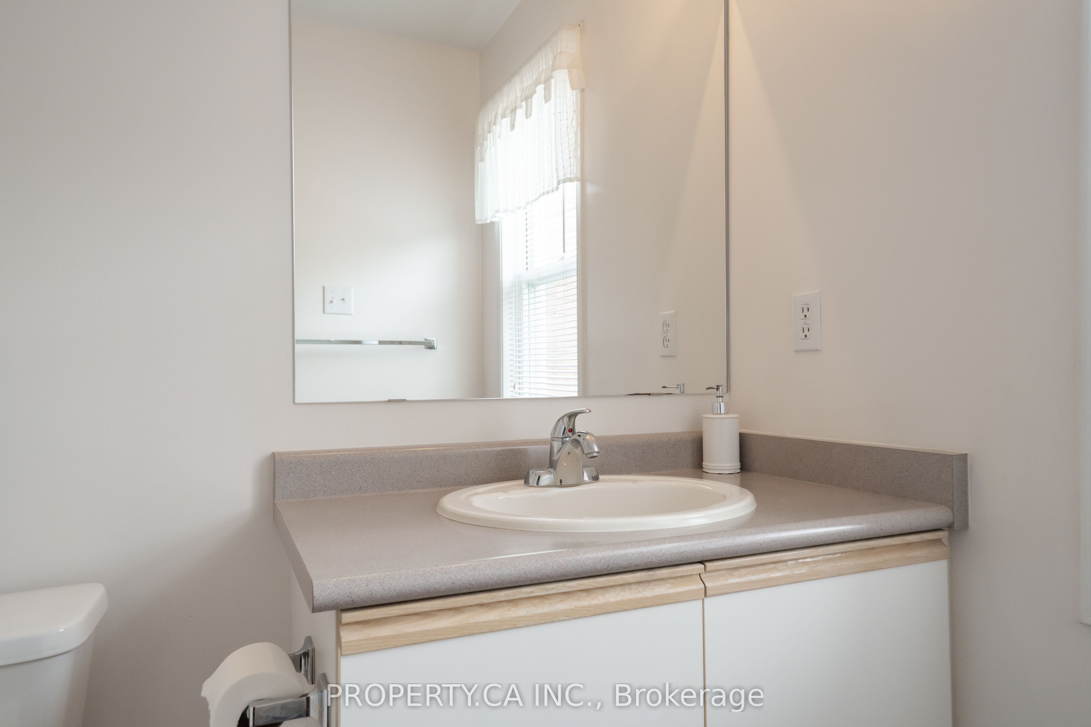 72 Desert Sand Drive Property Photo 29