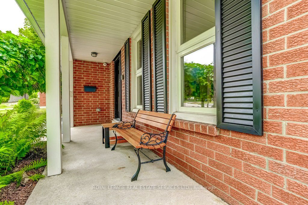 3076 Redstart Drive Property Photo 3