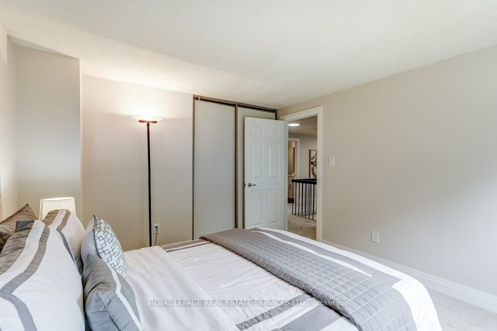 3076 Redstart Drive Property Photo 32