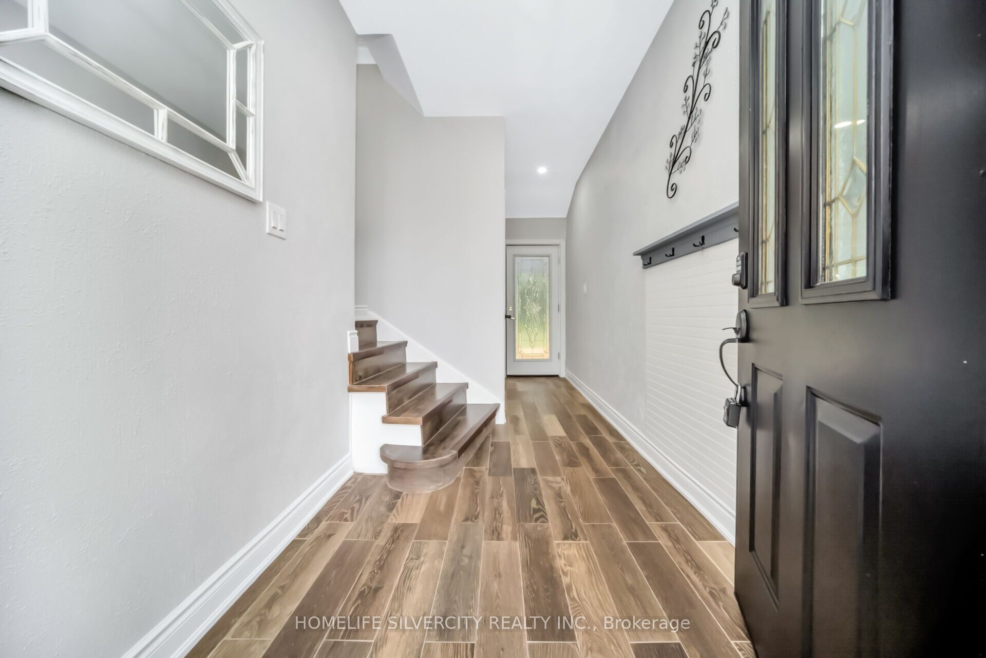 224 Delrex Boulevard Property Photo 5