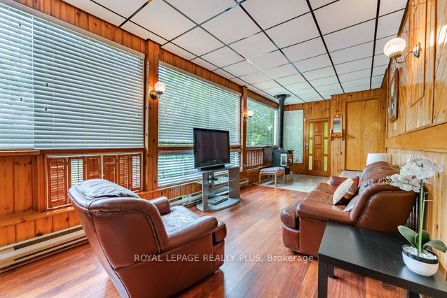 87 Hullmar Drive Property Photo 7