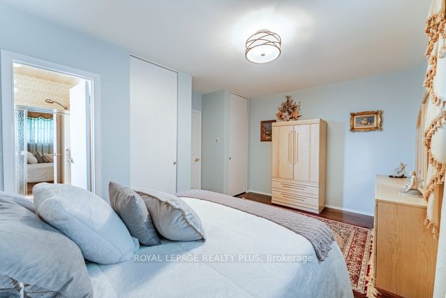 87 Hullmar Drive Property Photo 20