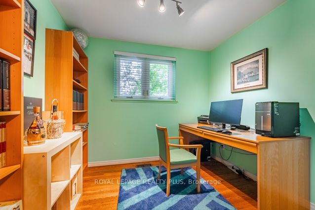 87 Hullmar Drive Property Photo 25
