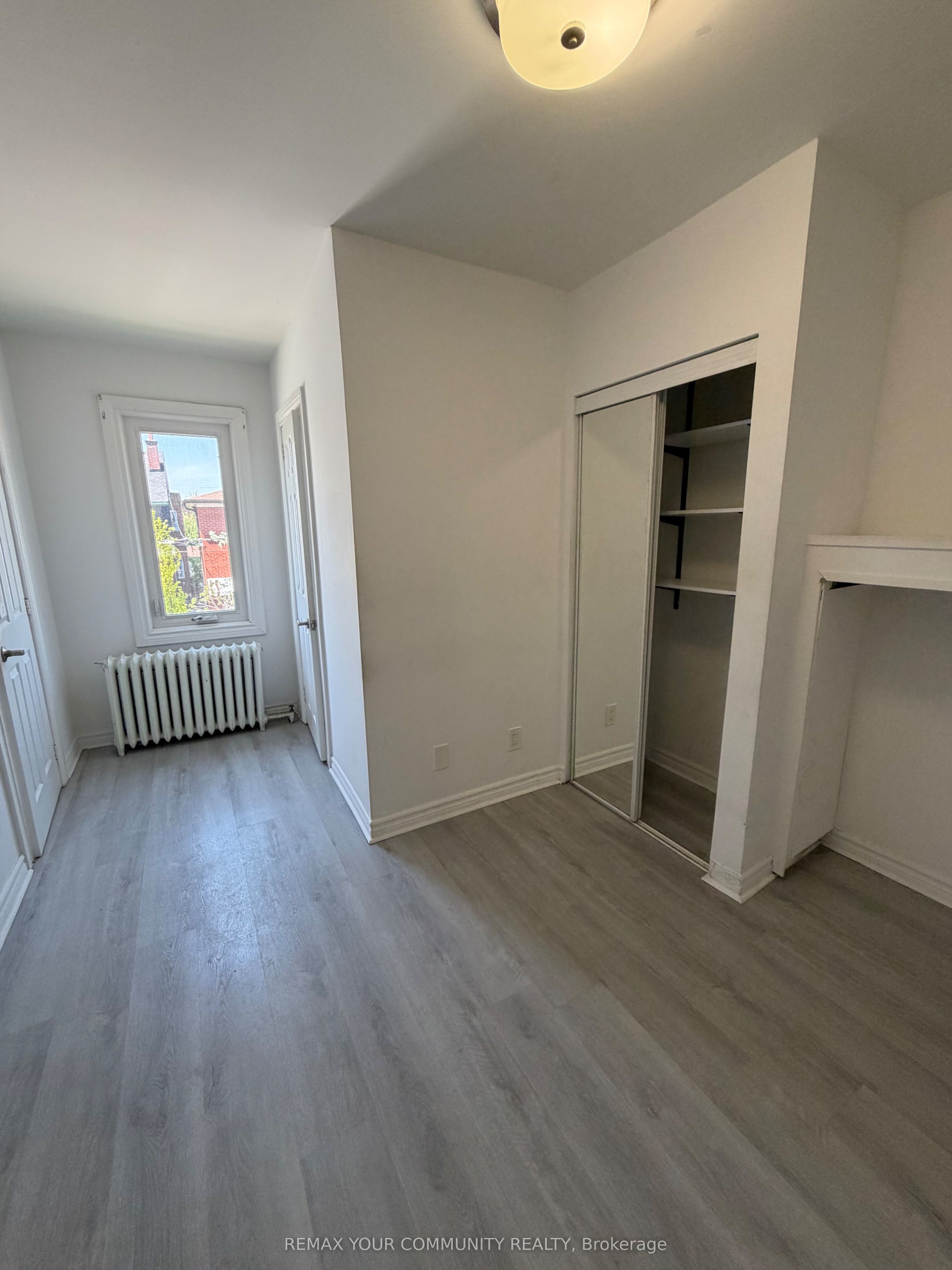 129 Morrison Avenue 2nd Floor Property Photo 12