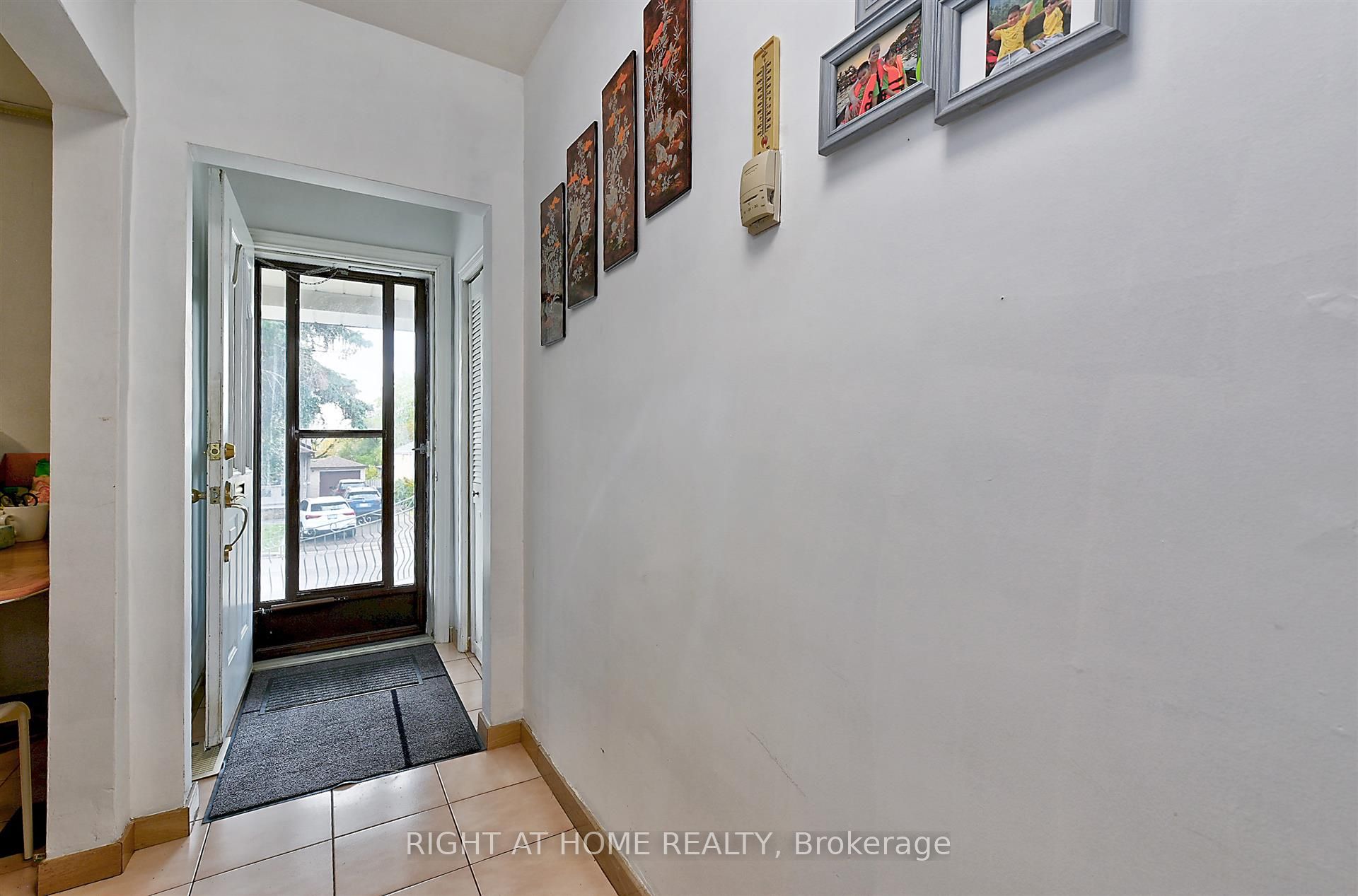 34 William Cragg Drive Property Photo 3