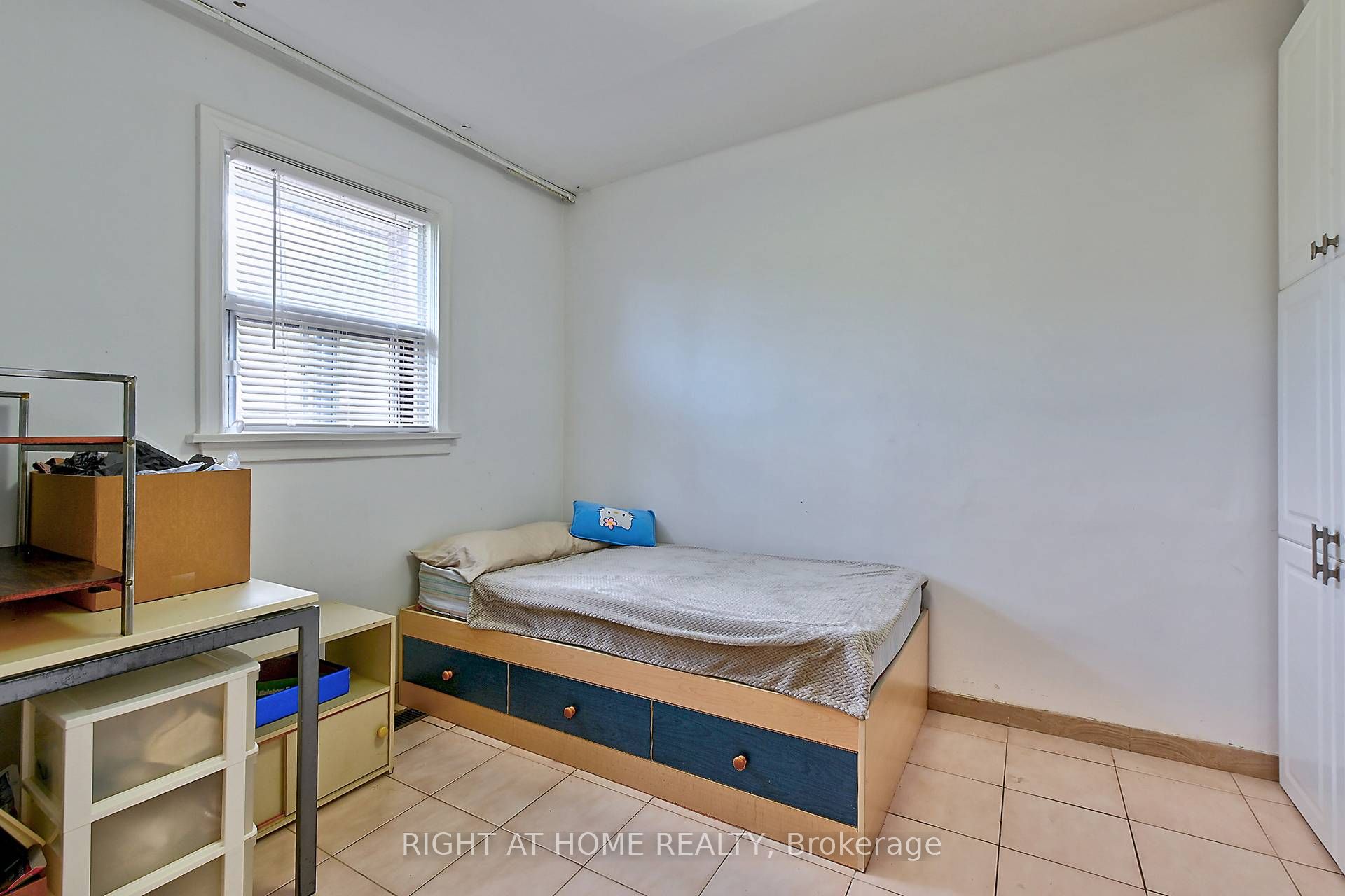34 William Cragg Drive Property Photo 8