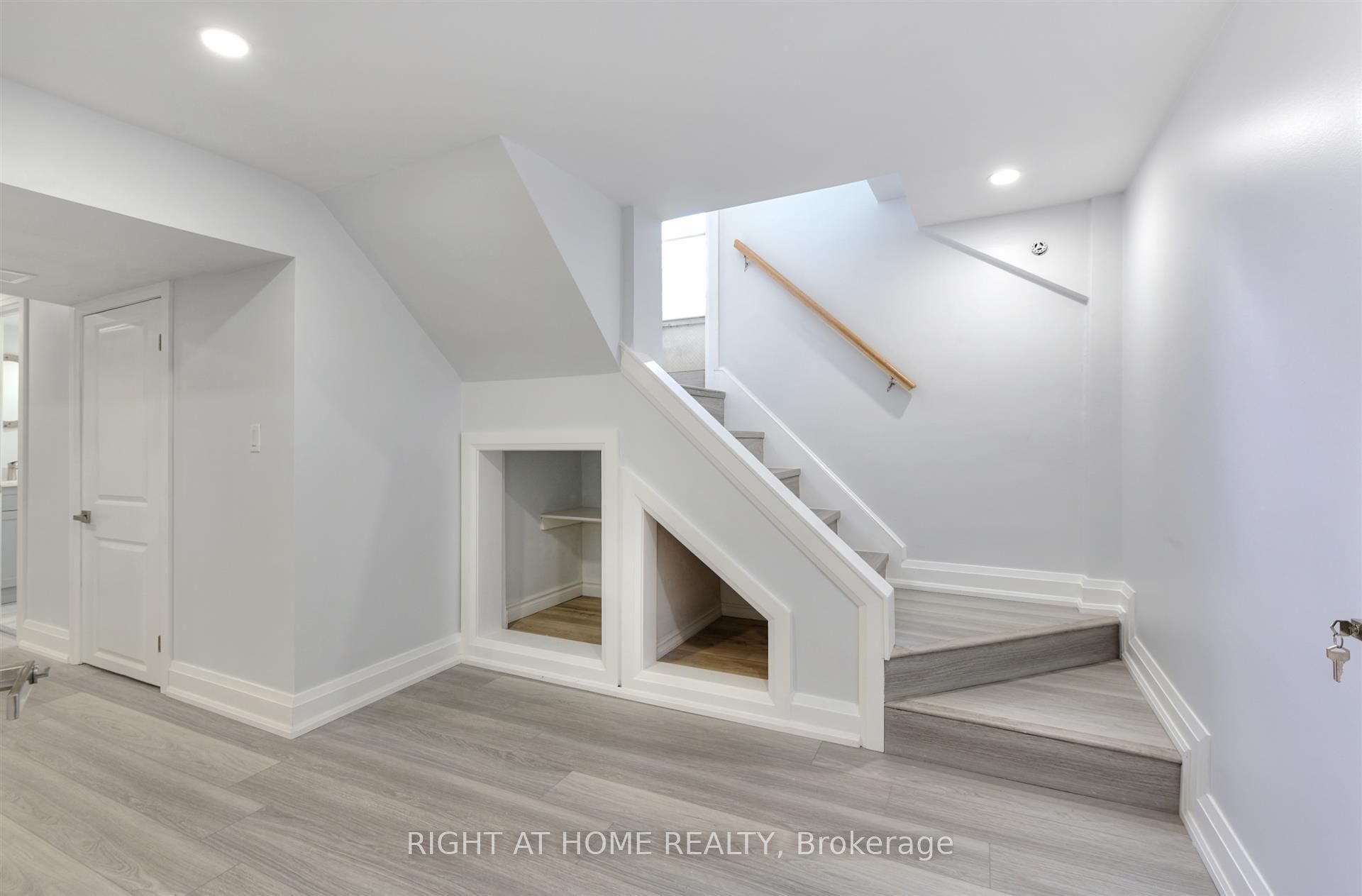34 William Cragg Drive Property Photo 11