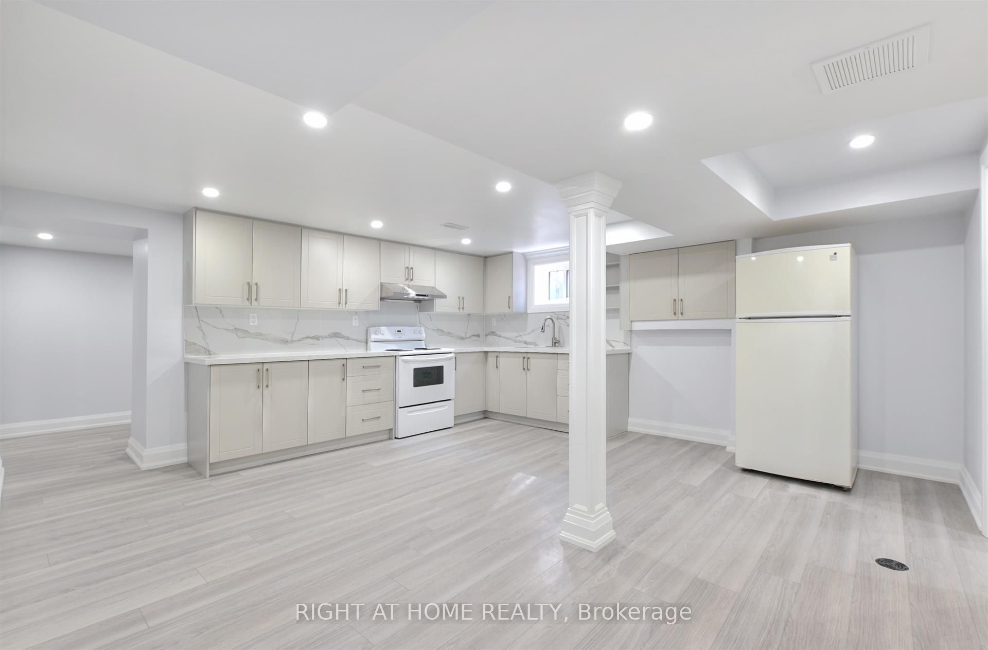 34 William Cragg Drive Property Photo 13