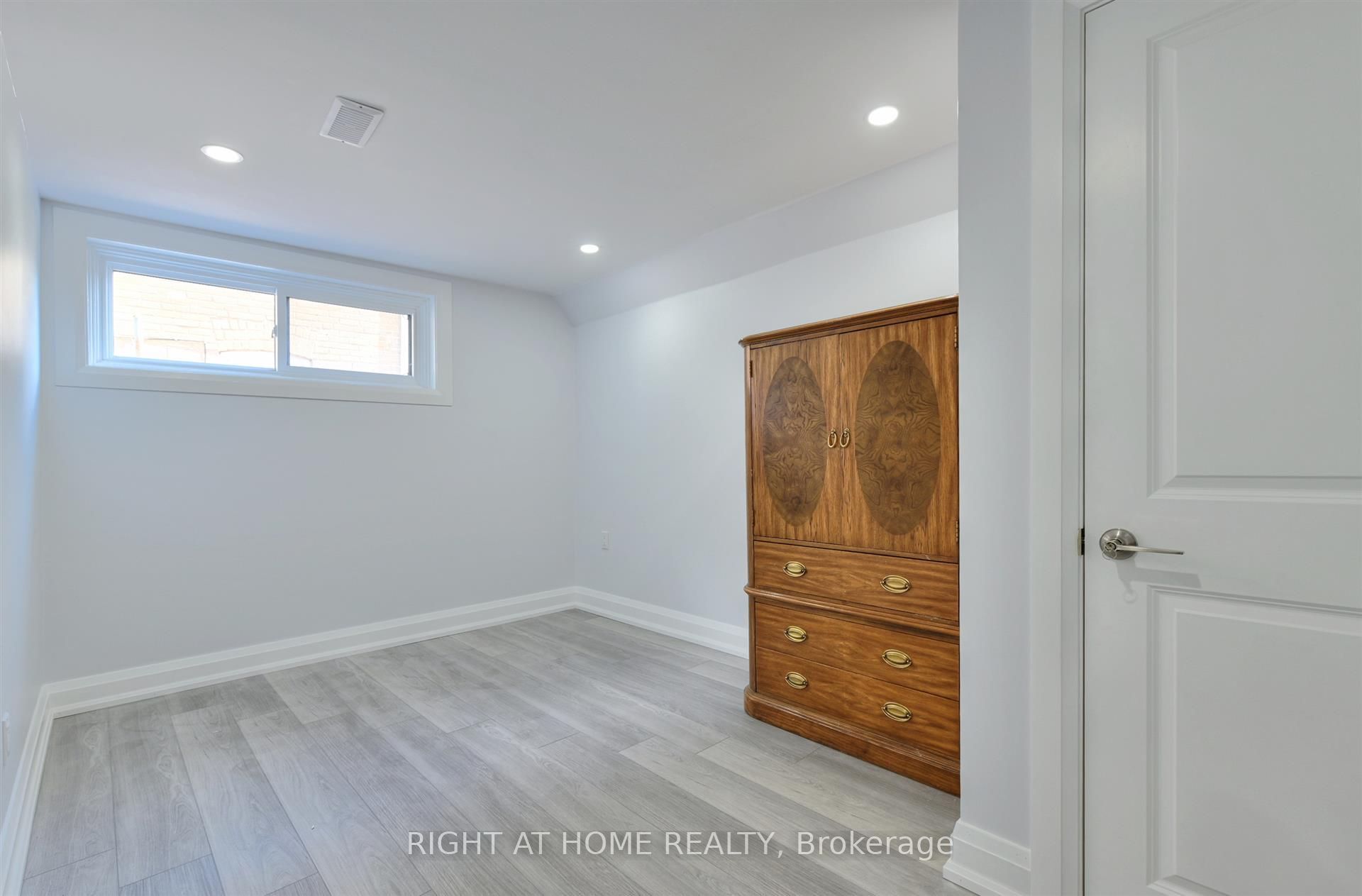 34 William Cragg Drive Property Photo 18