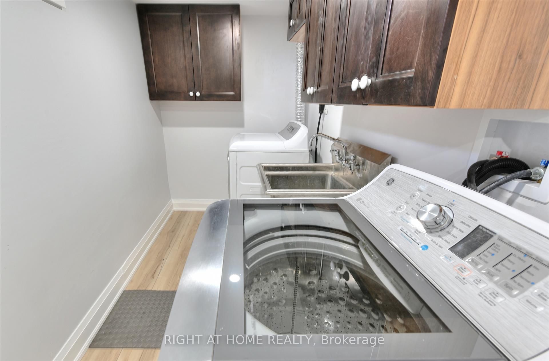 34 William Cragg Drive Property Photo 20