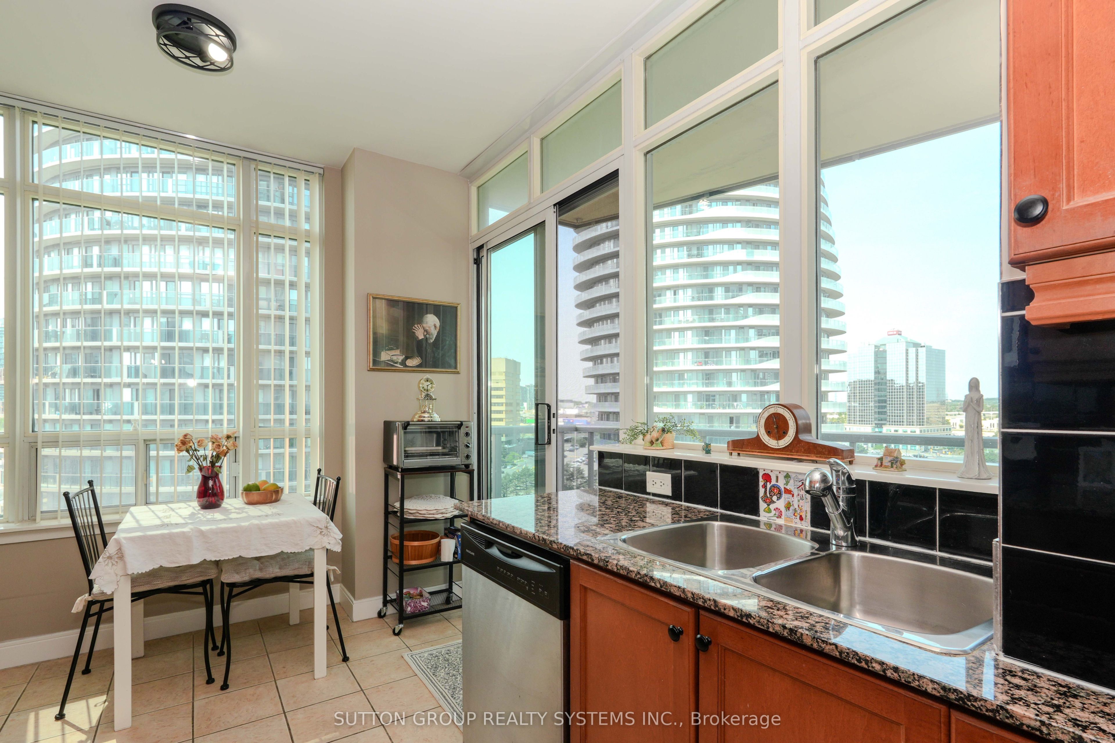 70 Absolute Avenue 1209 Property Photo 11