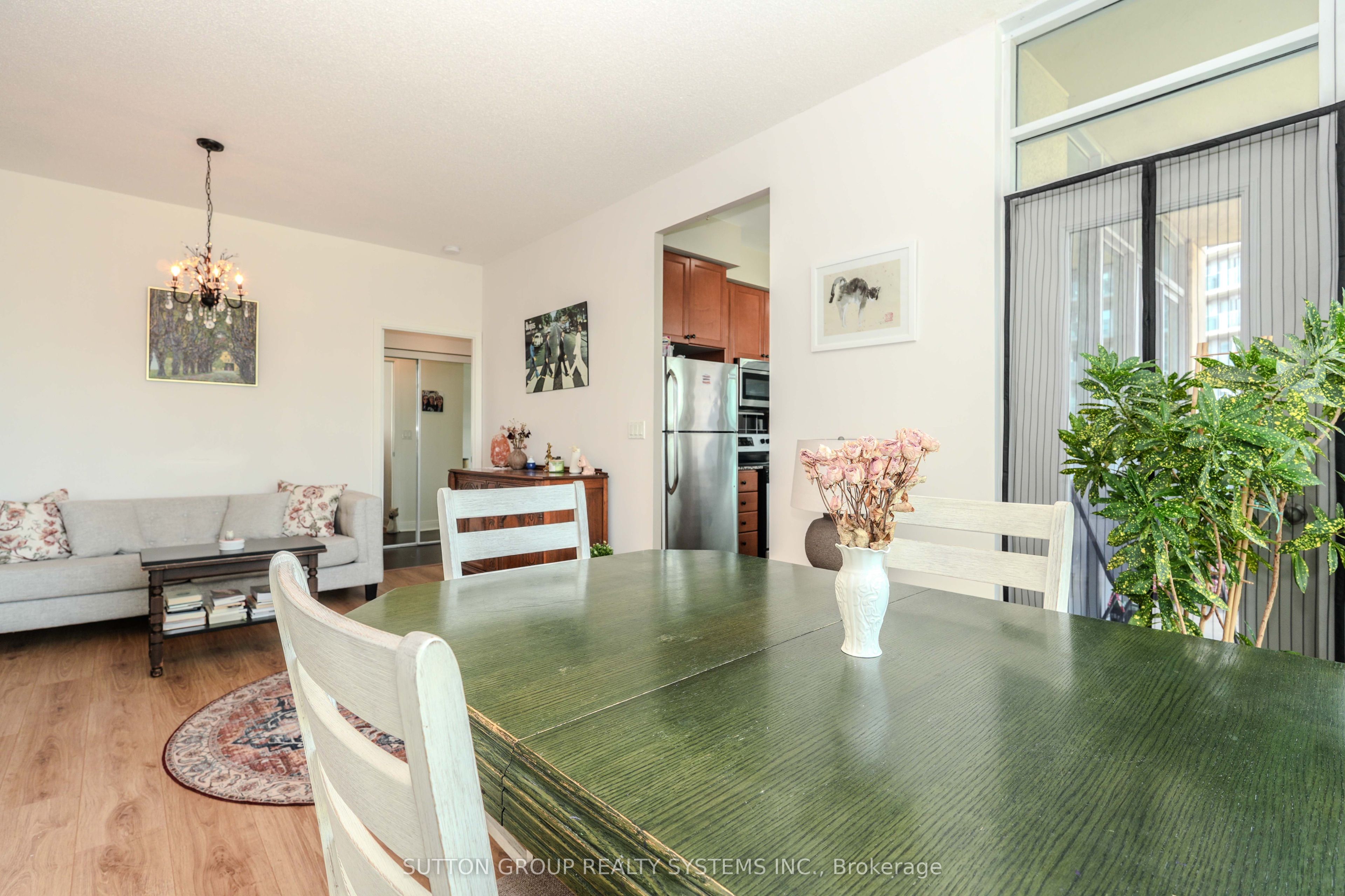 70 Absolute Avenue 1209 Property Photo 16
