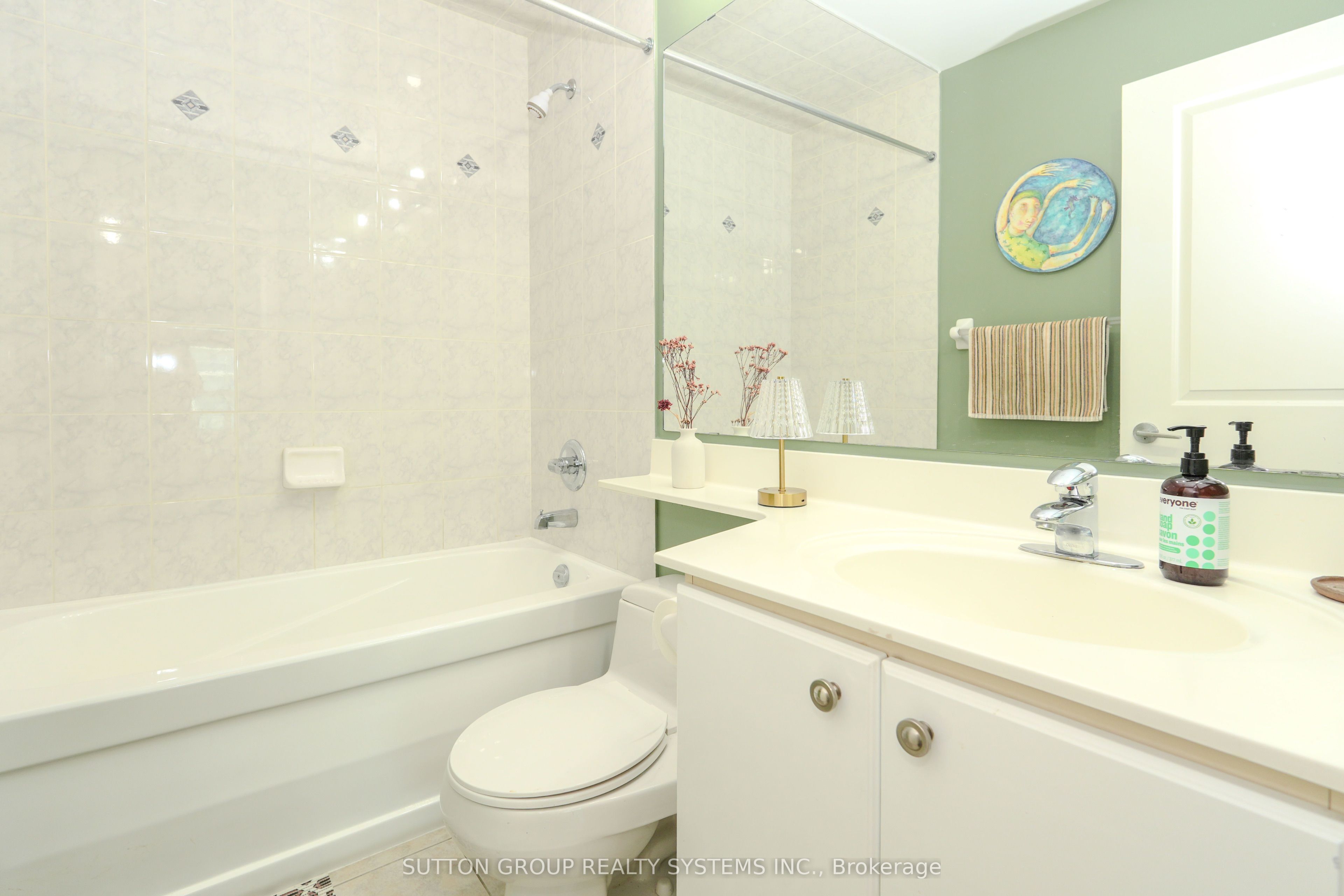 70 Absolute Avenue 1209 Property Photo 21