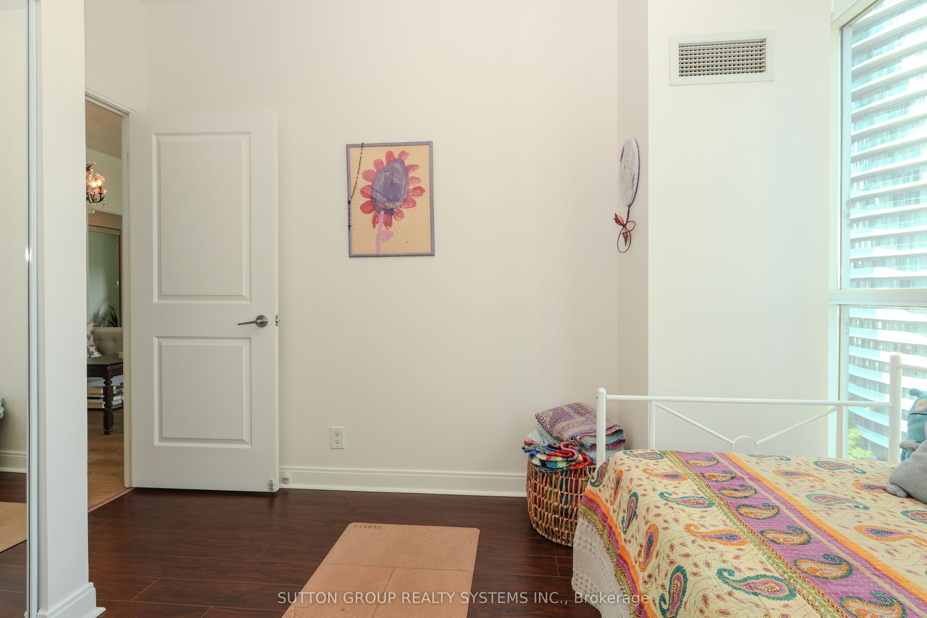 70 Absolute Avenue 1209 Property Photo 23