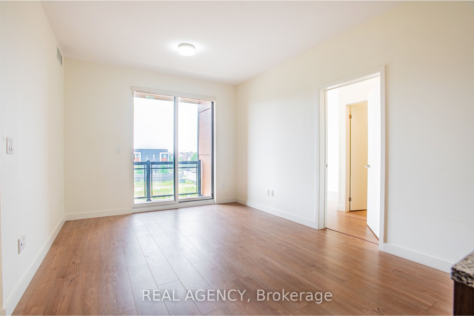 150 Sabina Drive 304 Property Photo 18