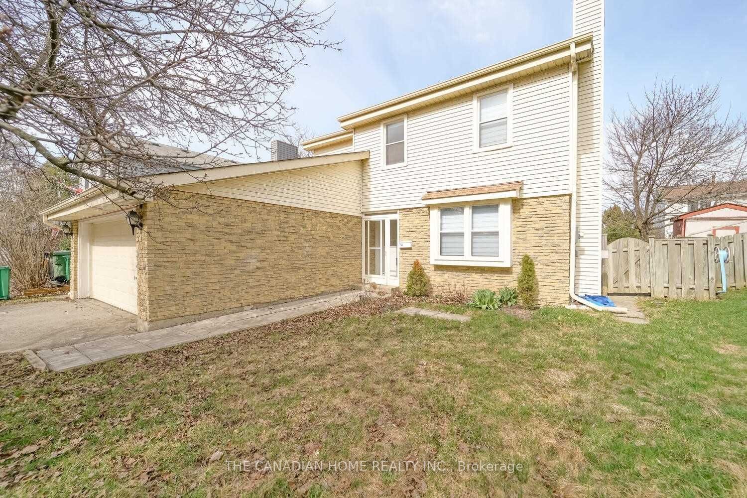 64 Somerset Drive Property Photo 1