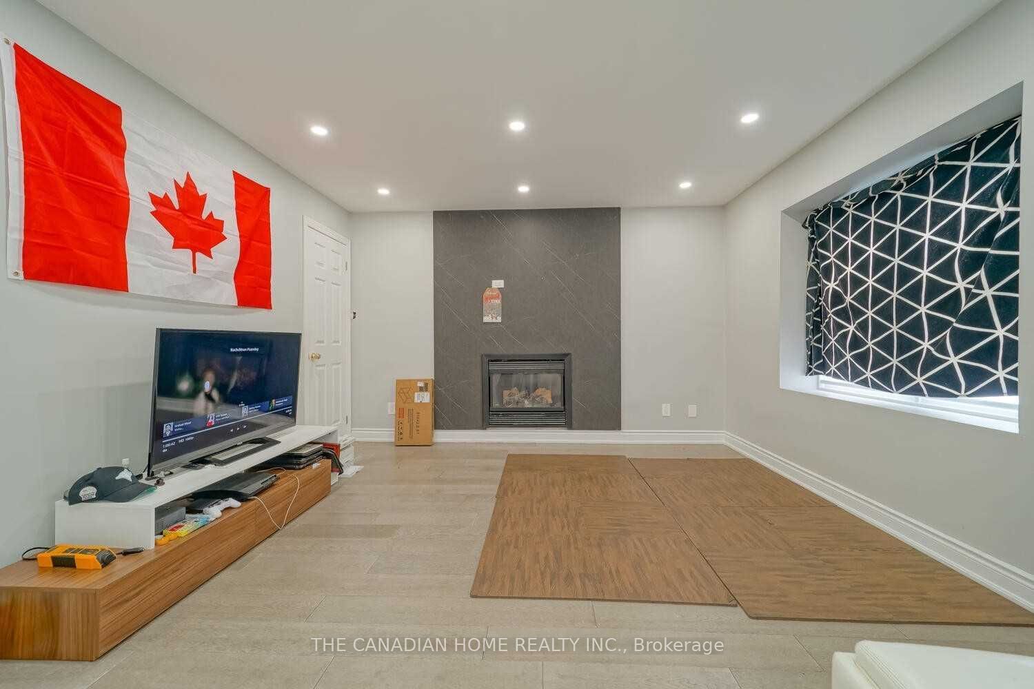 64 Somerset Drive Property Photo 3