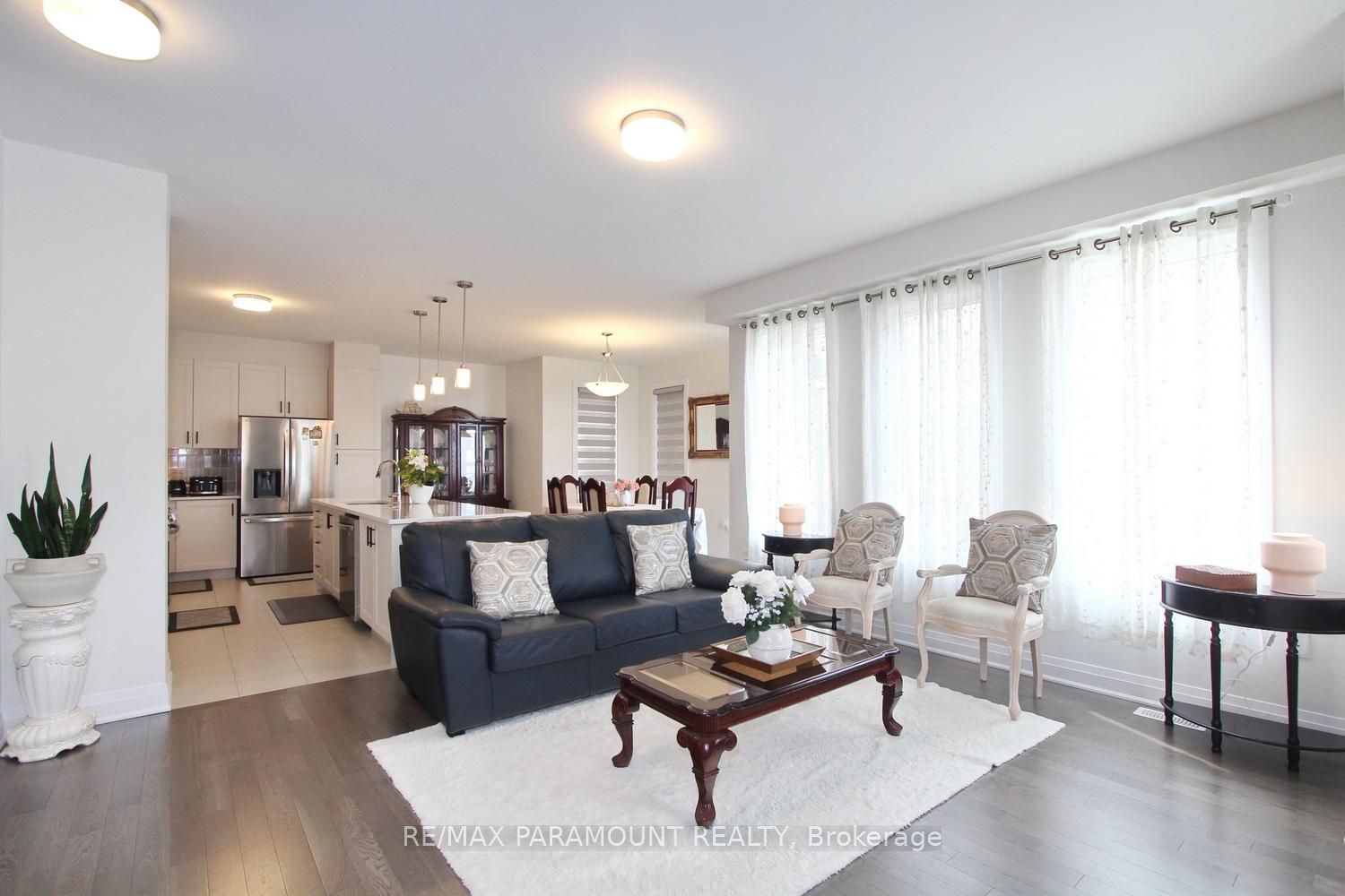 24 Kings Hill Drive Property Photo 6