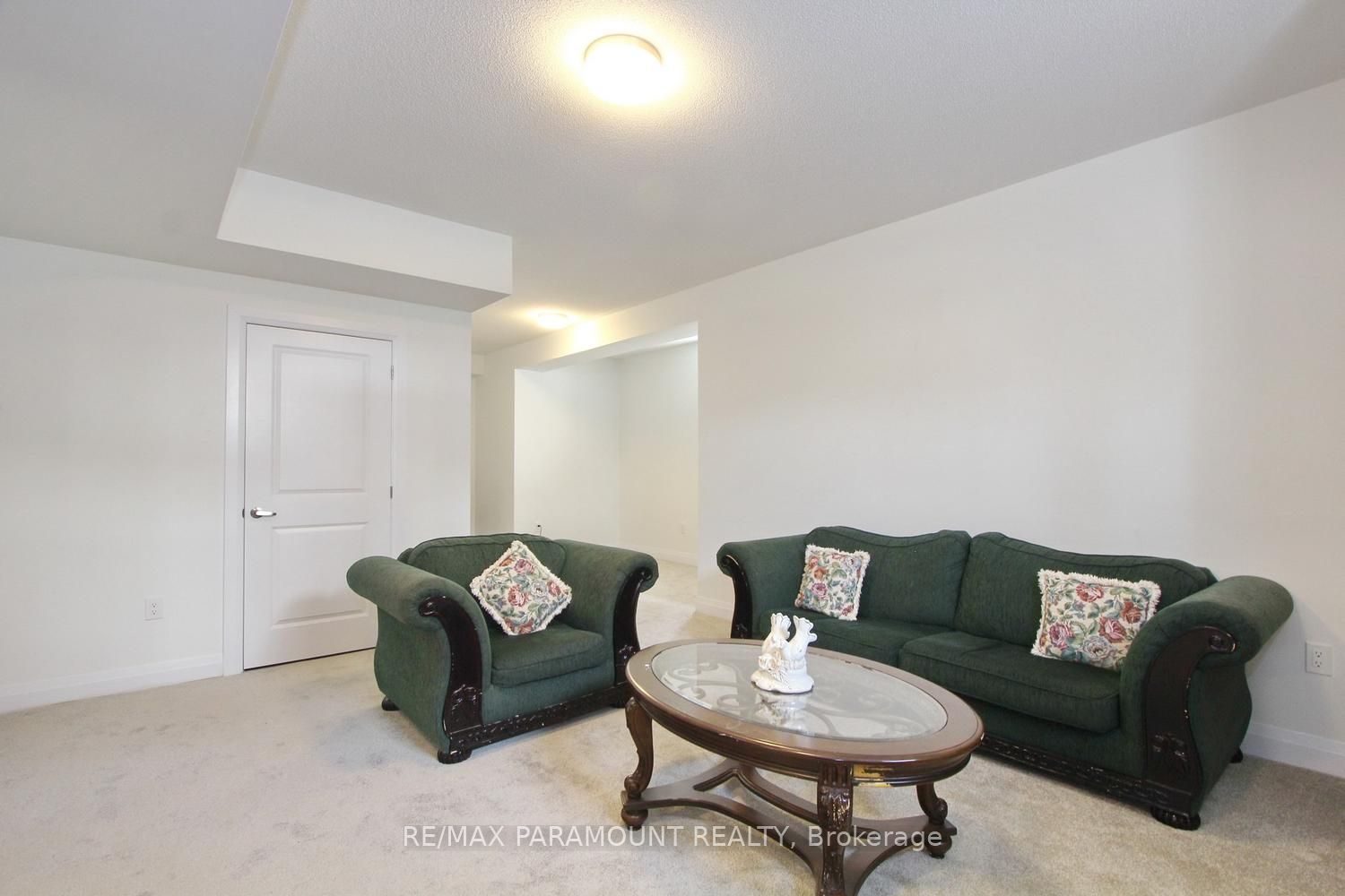 24 Kings Hill Drive Property Photo 35