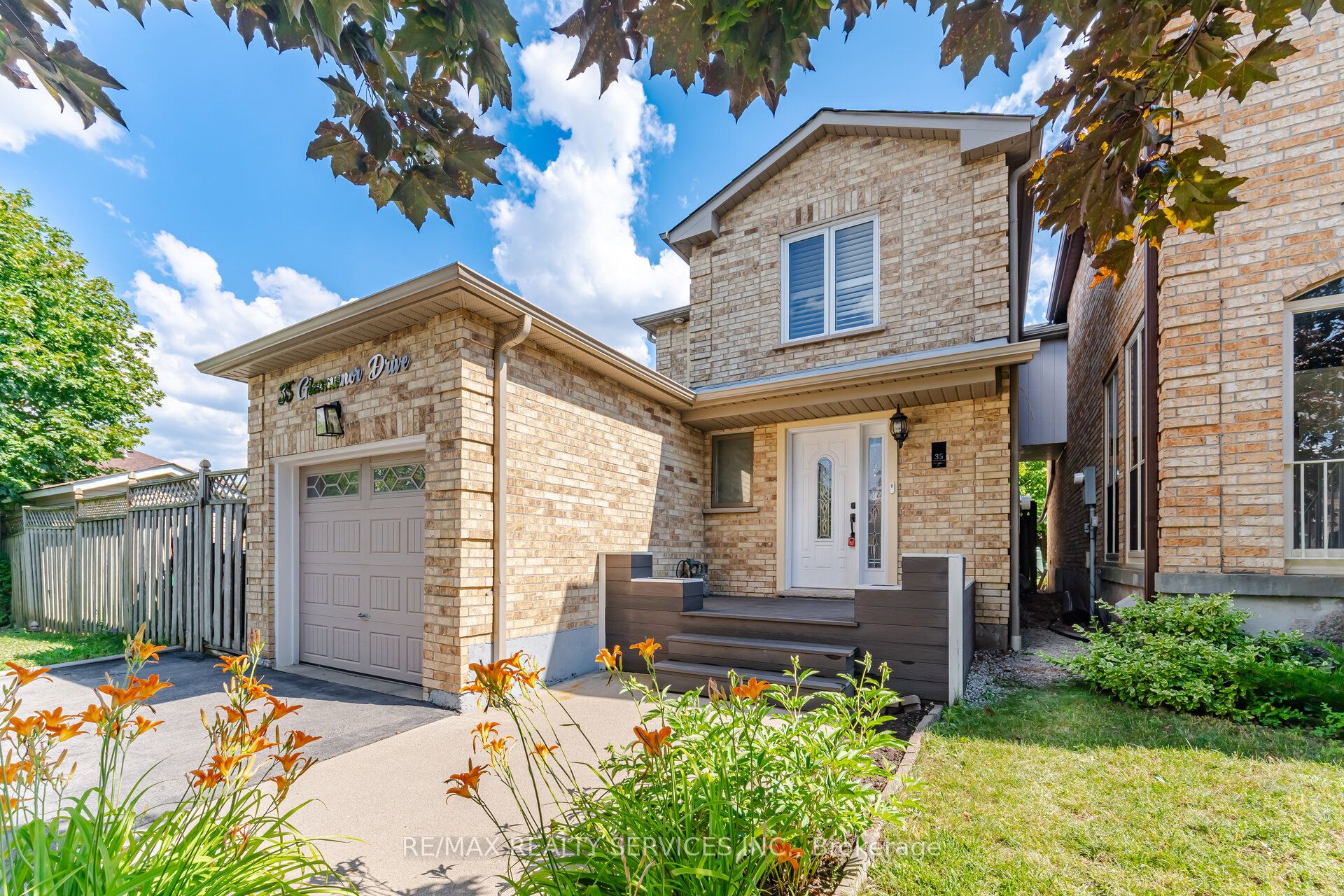 35 Glenmanor Drive Property Photo 4