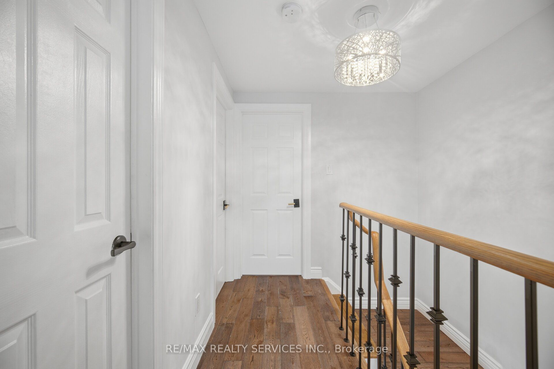 35 Glenmanor Drive Property Photo 22
