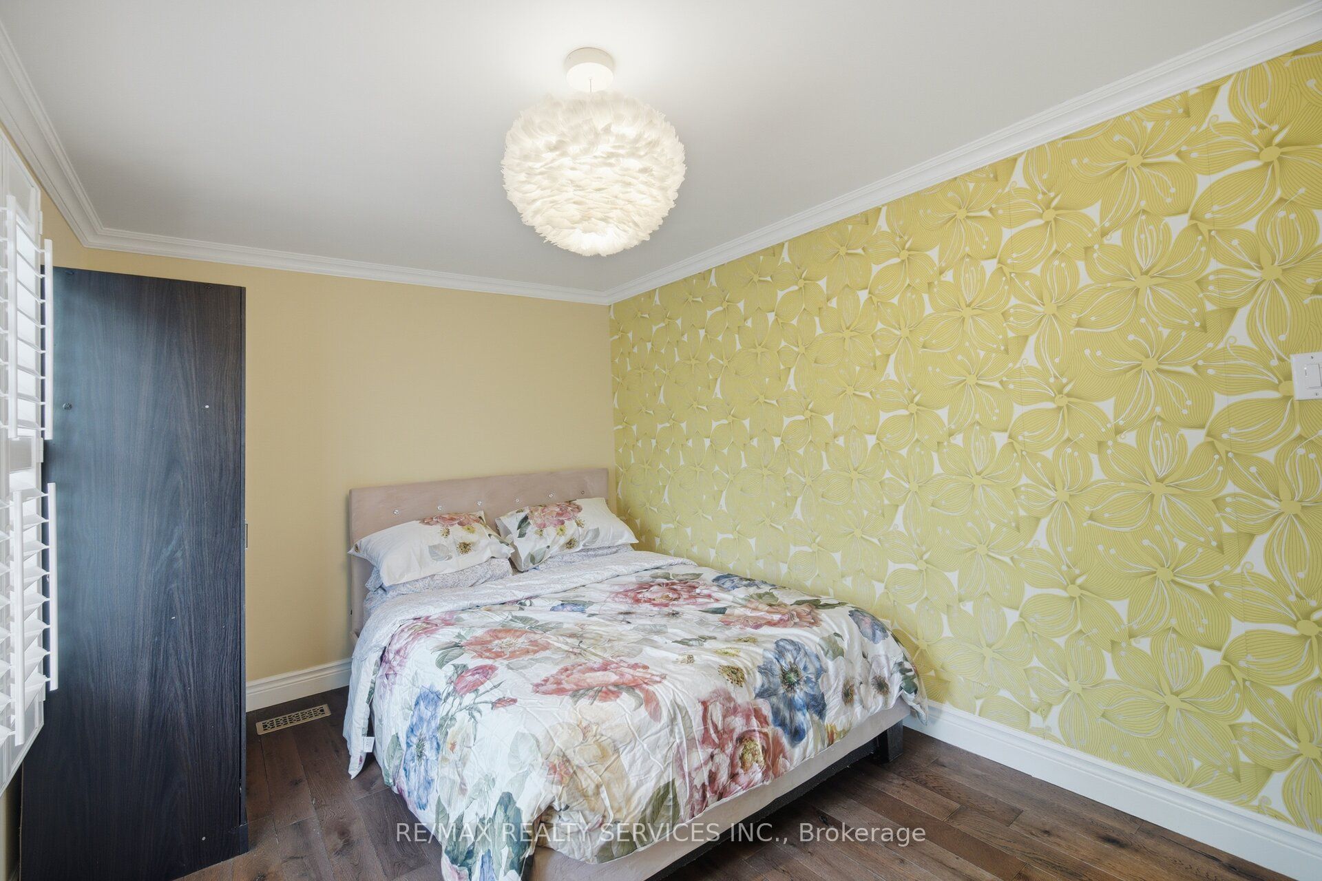 35 Glenmanor Drive Property Photo 30