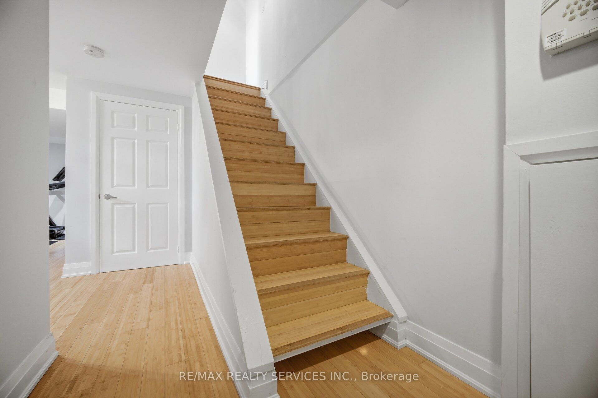 35 Glenmanor Drive Property Photo 35