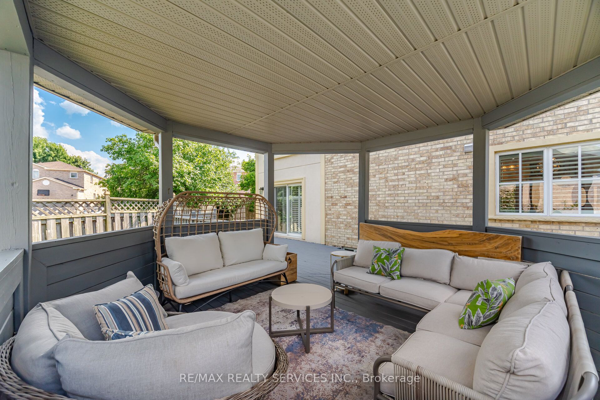 35 Glenmanor Drive Property Photo 44