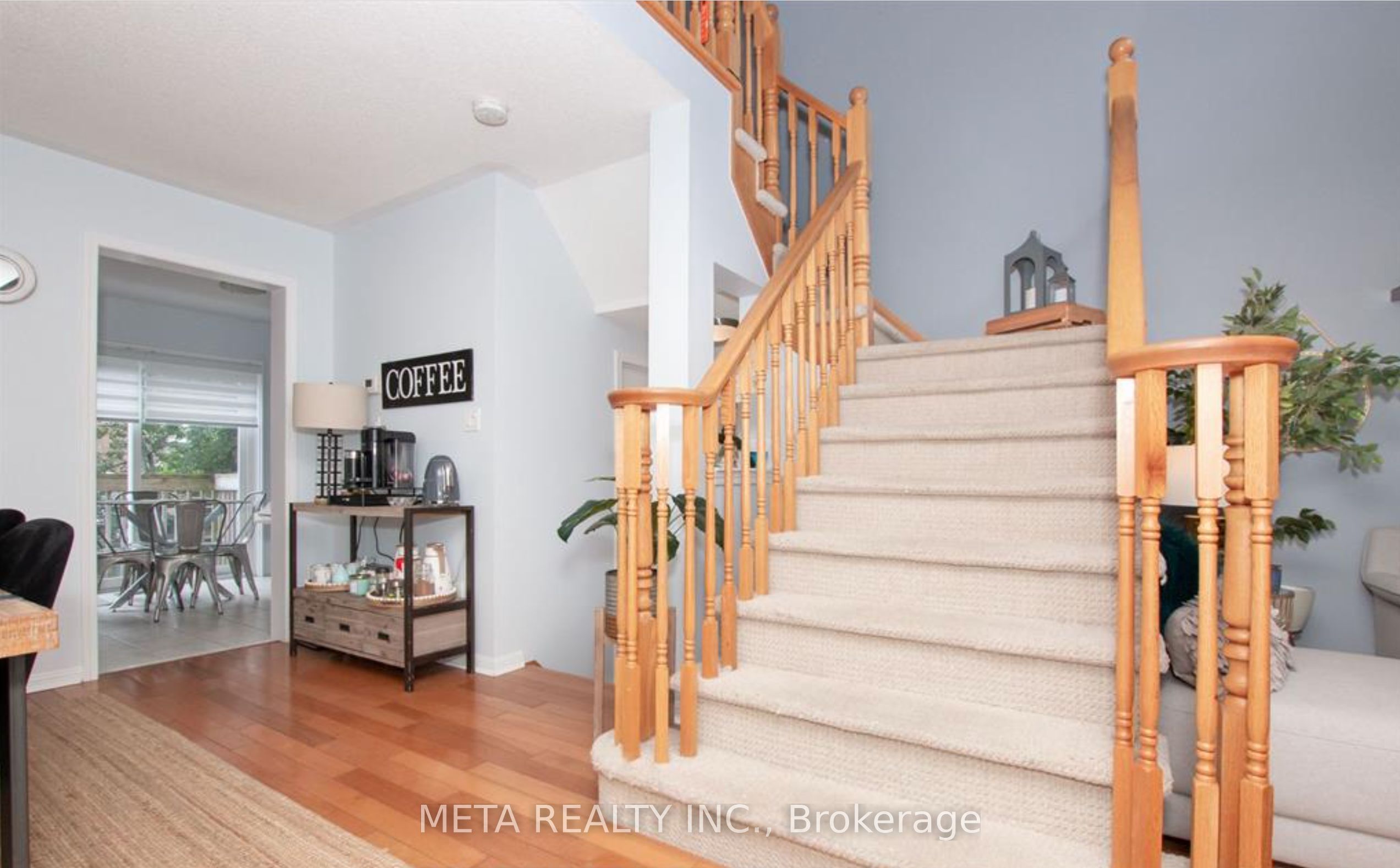 2109 Dunmore Avenue Property Photo 6