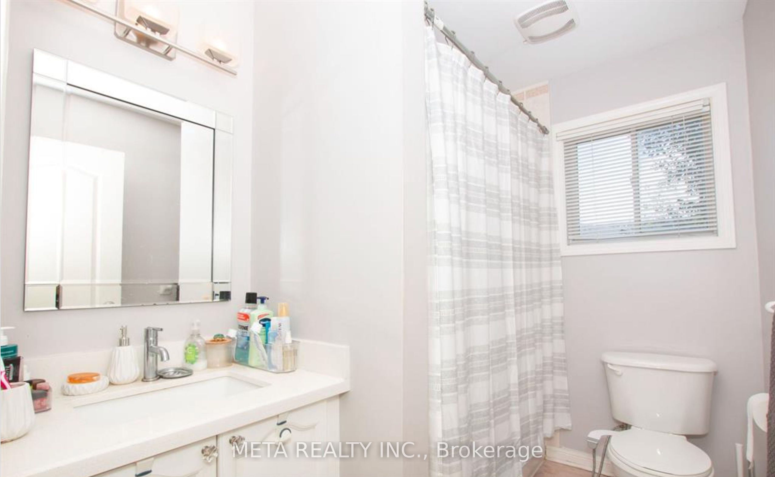 2109 Dunmore Avenue Property Photo 13