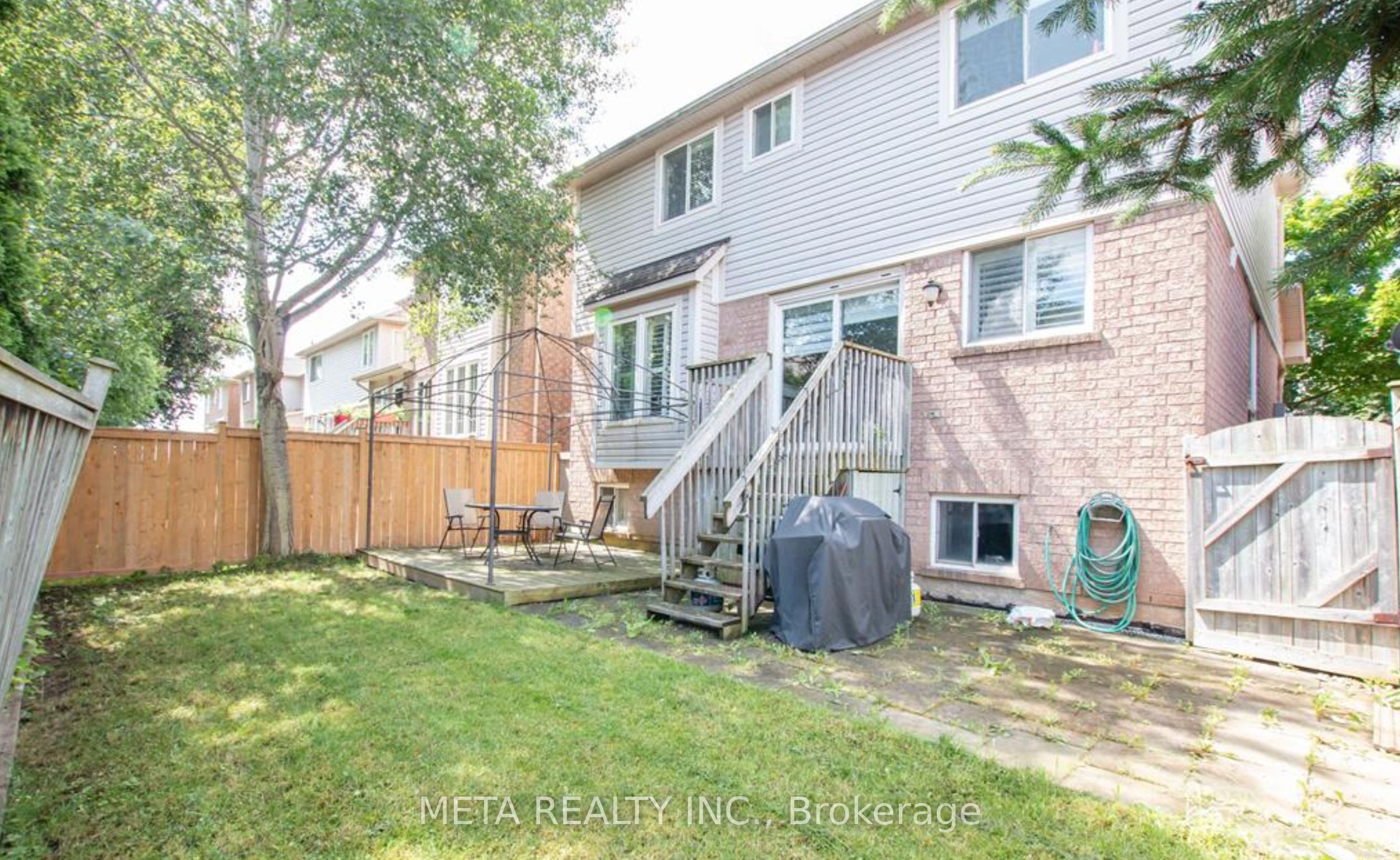 2109 Dunmore Avenue Property Photo 18