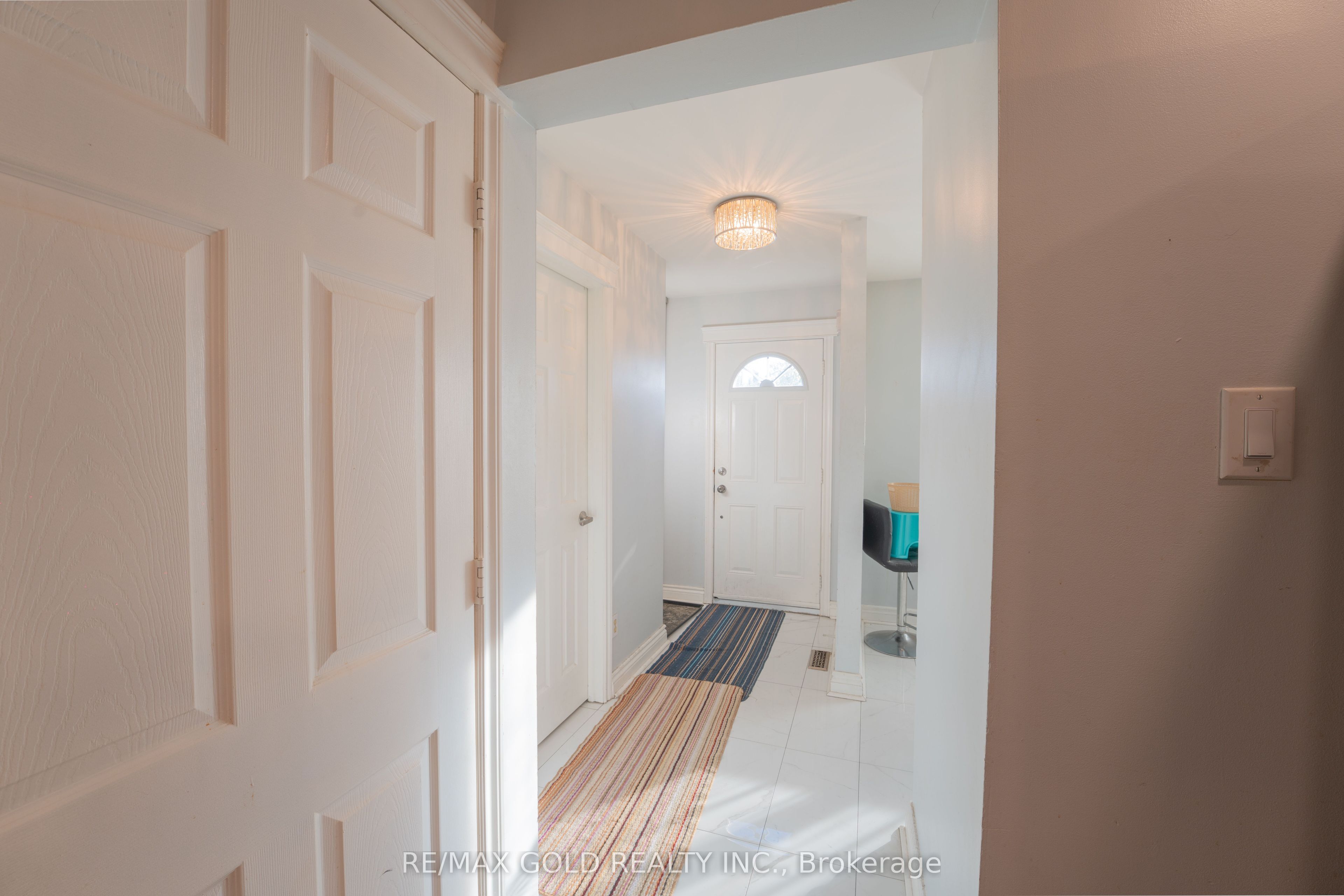 900 Central Park Drive 107 Property Photo 6