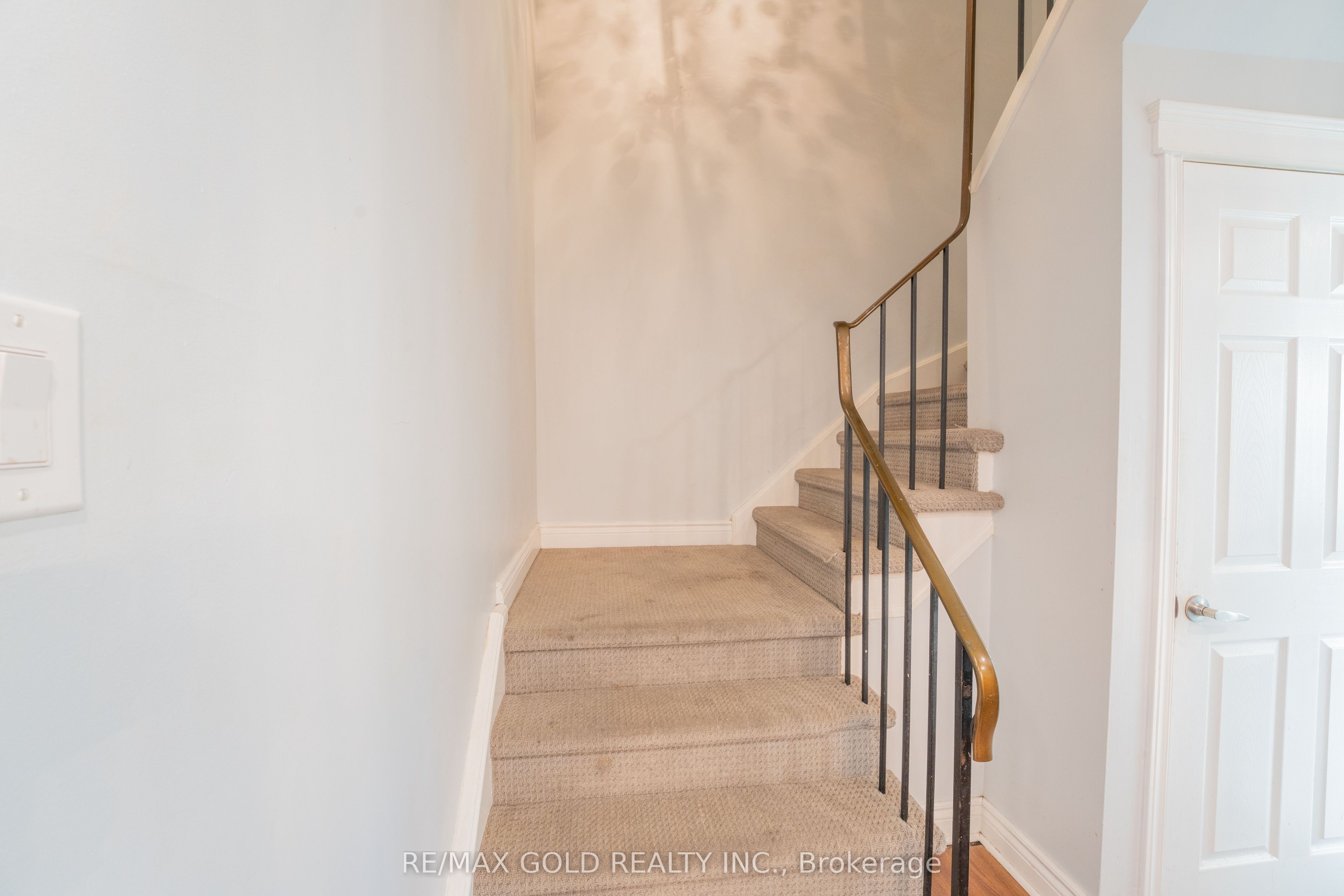 900 Central Park Drive 107 Property Photo 18